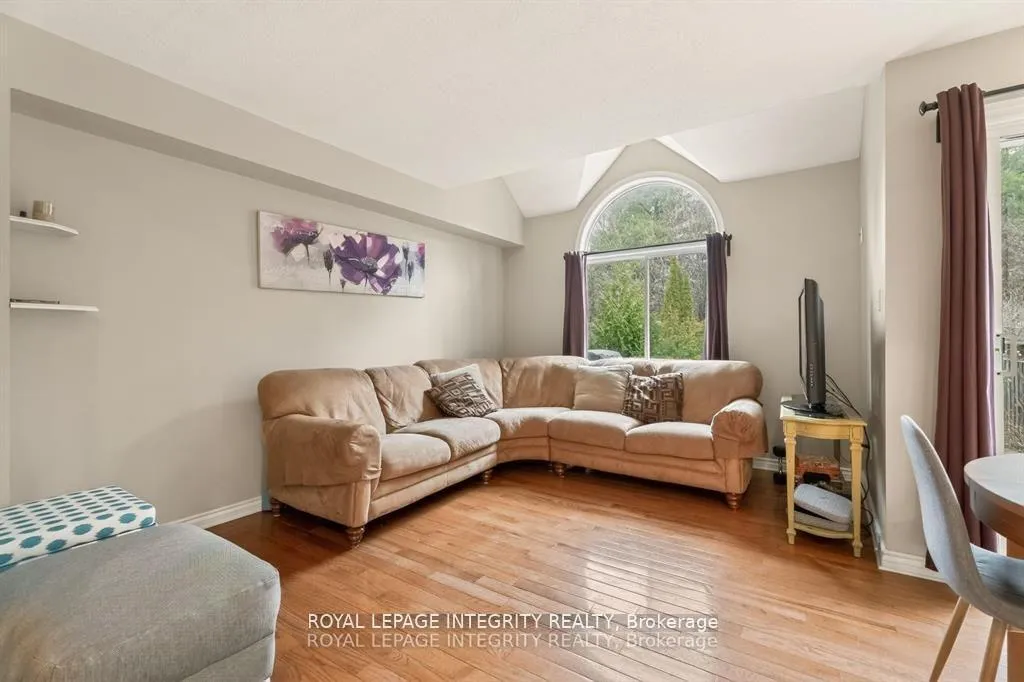 Photo 10 of 106 Blackdome Crescent, Ottawa, Kanata - Kanata Lakes/Heritage Hills — HOMEH