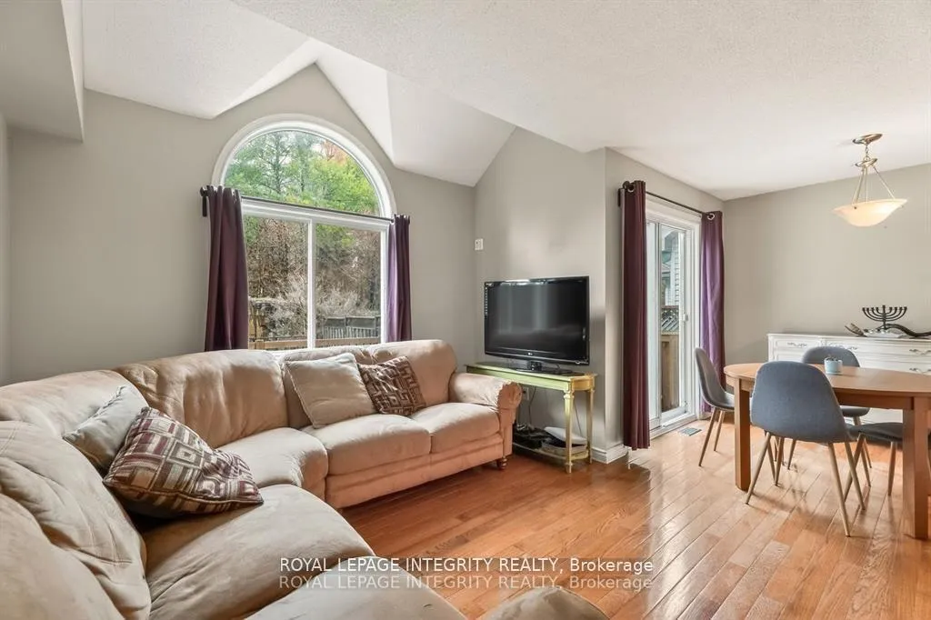 Photo 11 of 106 Blackdome Crescent, Ottawa, Kanata - Kanata Lakes/Heritage Hills — HOMEH