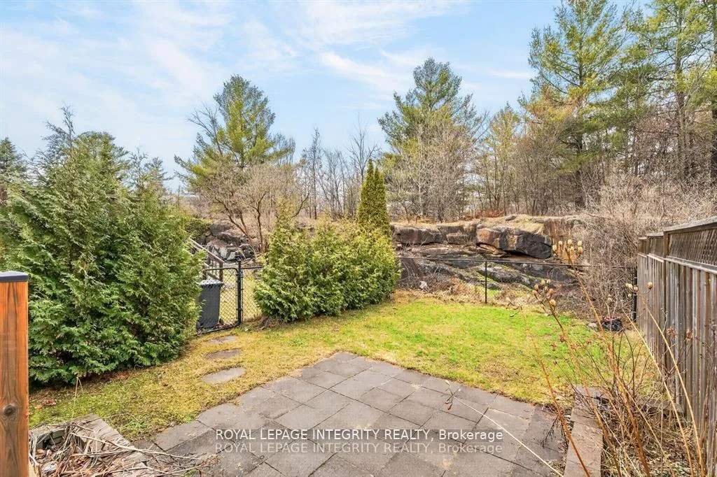 Photo 24 of 106 Blackdome Crescent, Ottawa, Kanata - Kanata Lakes/Heritage Hills — HOMEH