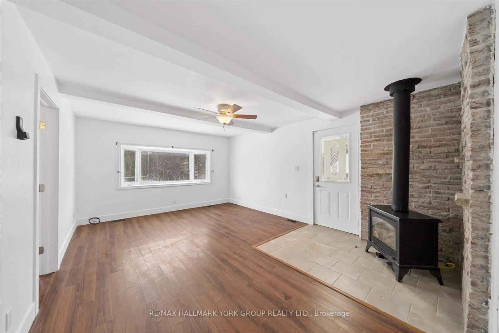 Photo 8 of Unit Upper, 27008 Kennedy Road, Georgina, Historic Lakeshore Communities — HOMEH