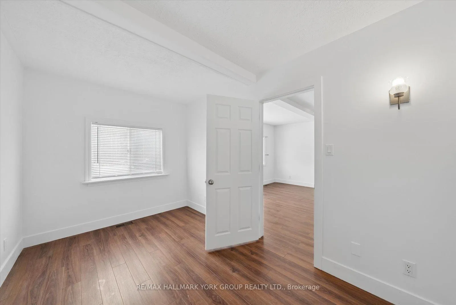 Photo 16 of Unit Upper, 27008 Kennedy Road, Georgina, Historic Lakeshore Communities — HOMEH