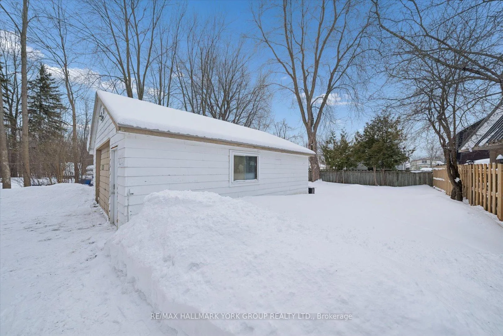 Photo 25 of Unit Upper, 27008 Kennedy Road, Georgina, Historic Lakeshore Communities — HOMEH