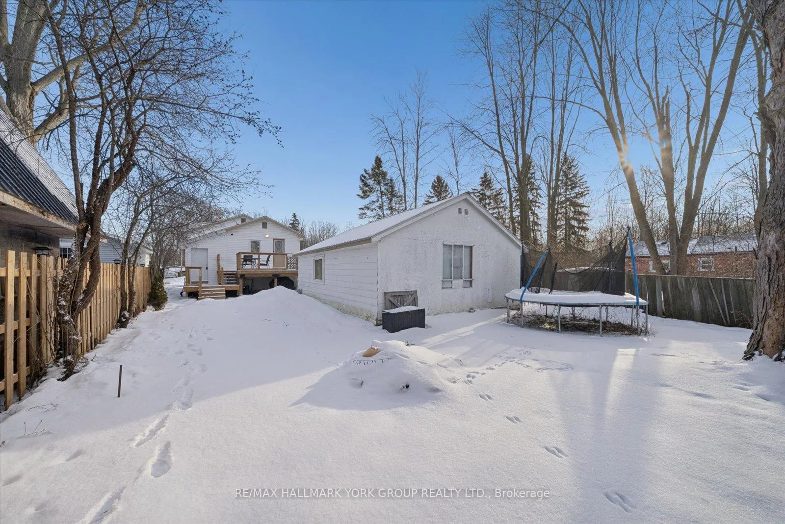 Photo 27 of Unit Upper, 27008 Kennedy Road, Georgina, Historic Lakeshore Communities — HOMEH