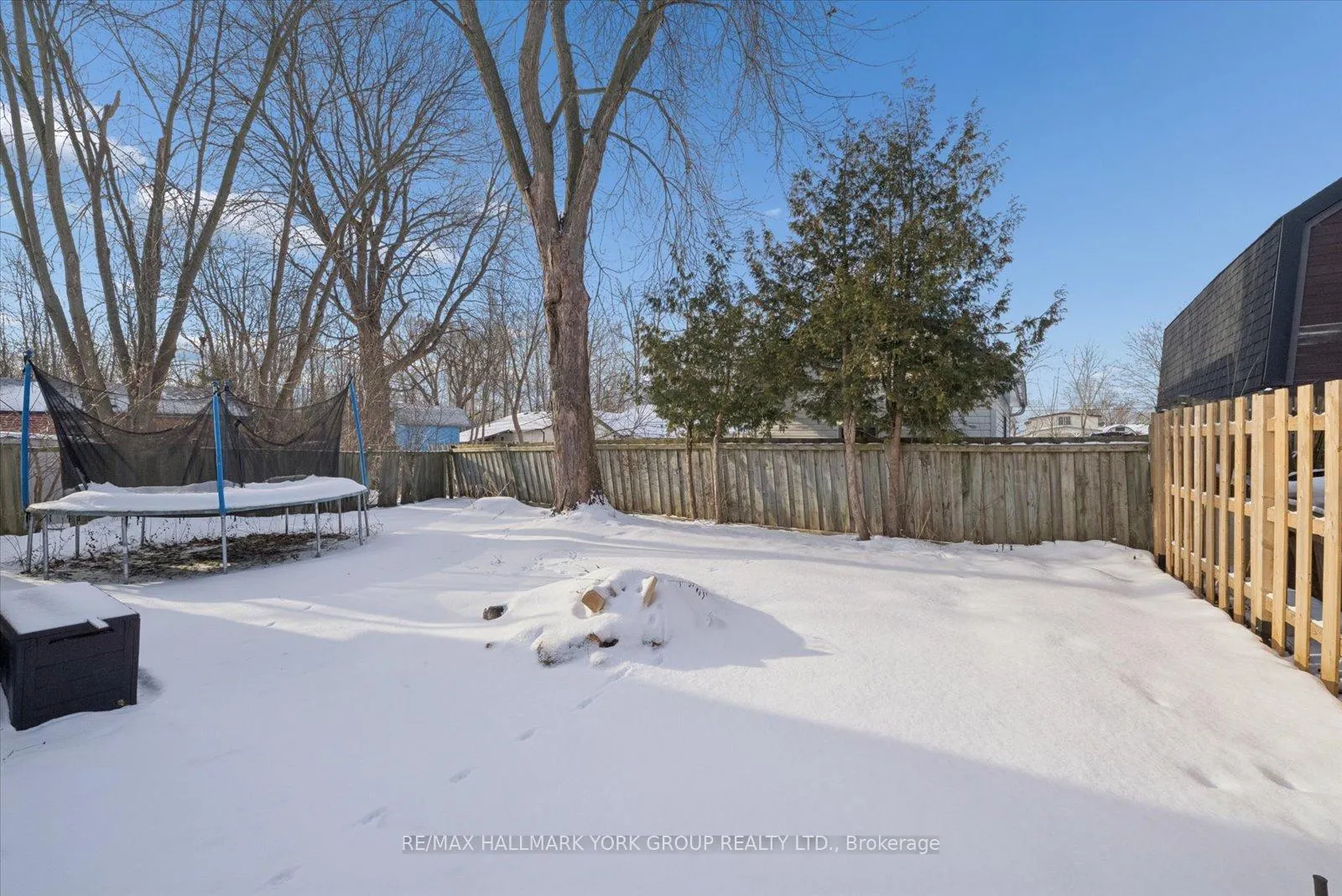 Photo 28 of Unit Upper, 27008 Kennedy Road, Georgina, Historic Lakeshore Communities — HOMEH
