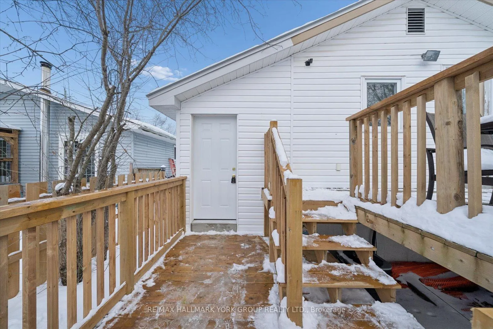 Photo 29 of Unit Upper, 27008 Kennedy Road, Georgina, Historic Lakeshore Communities — HOMEH