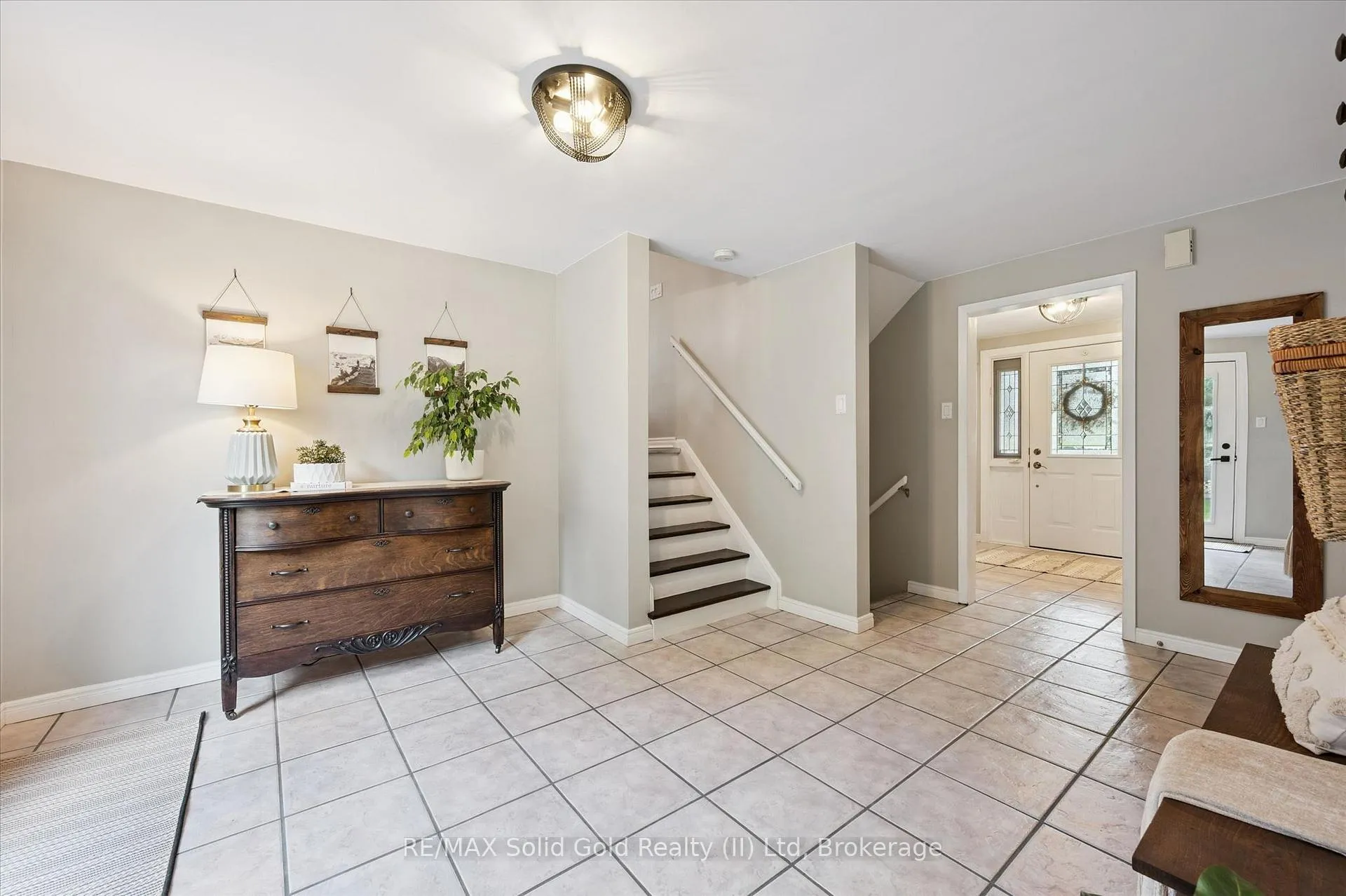 Photo 16 of 107 Clarence Avenue, Wilmot — HOMEH