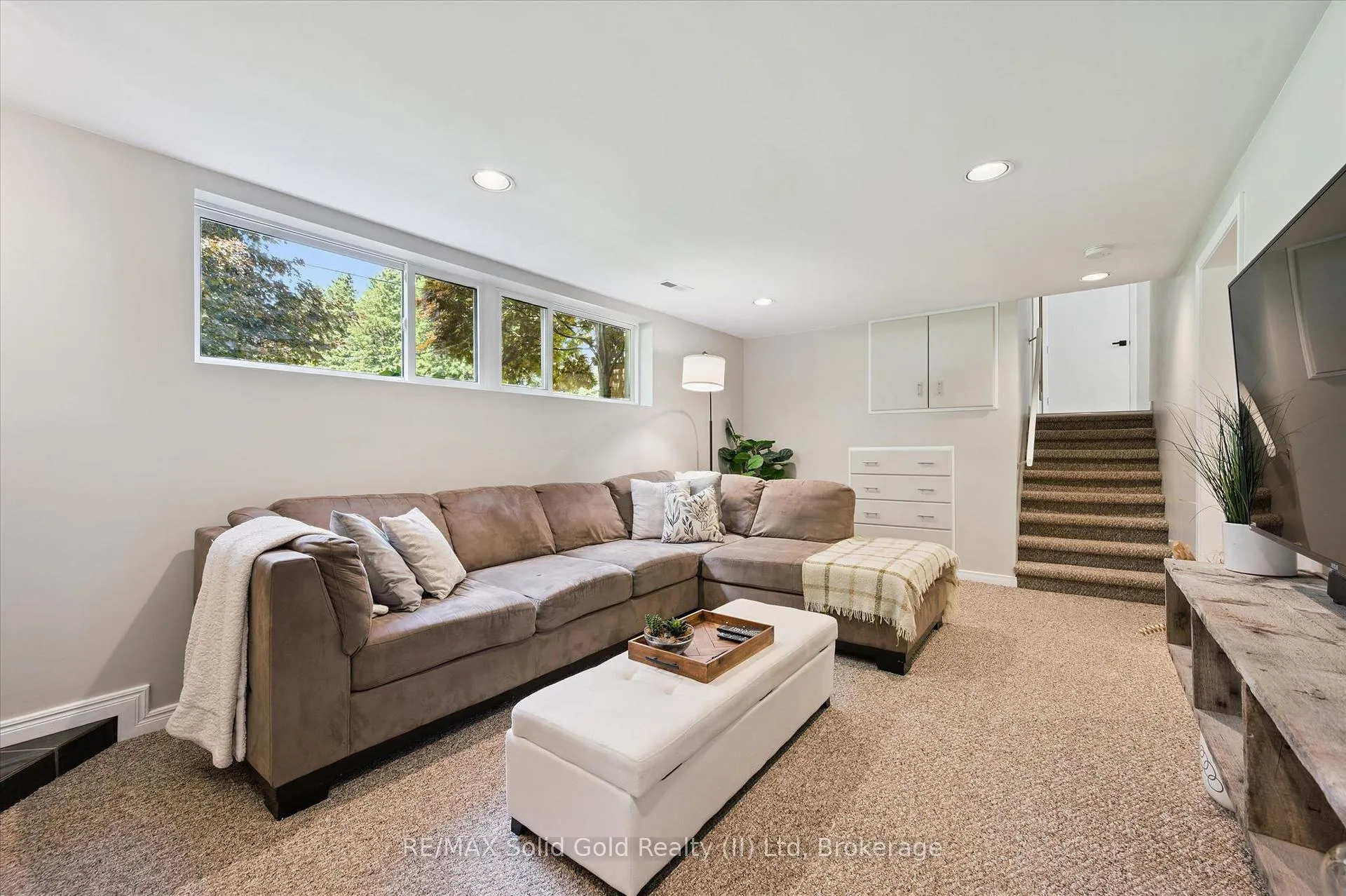 Photo 29 of 107 Clarence Avenue, Wilmot — HOMEH