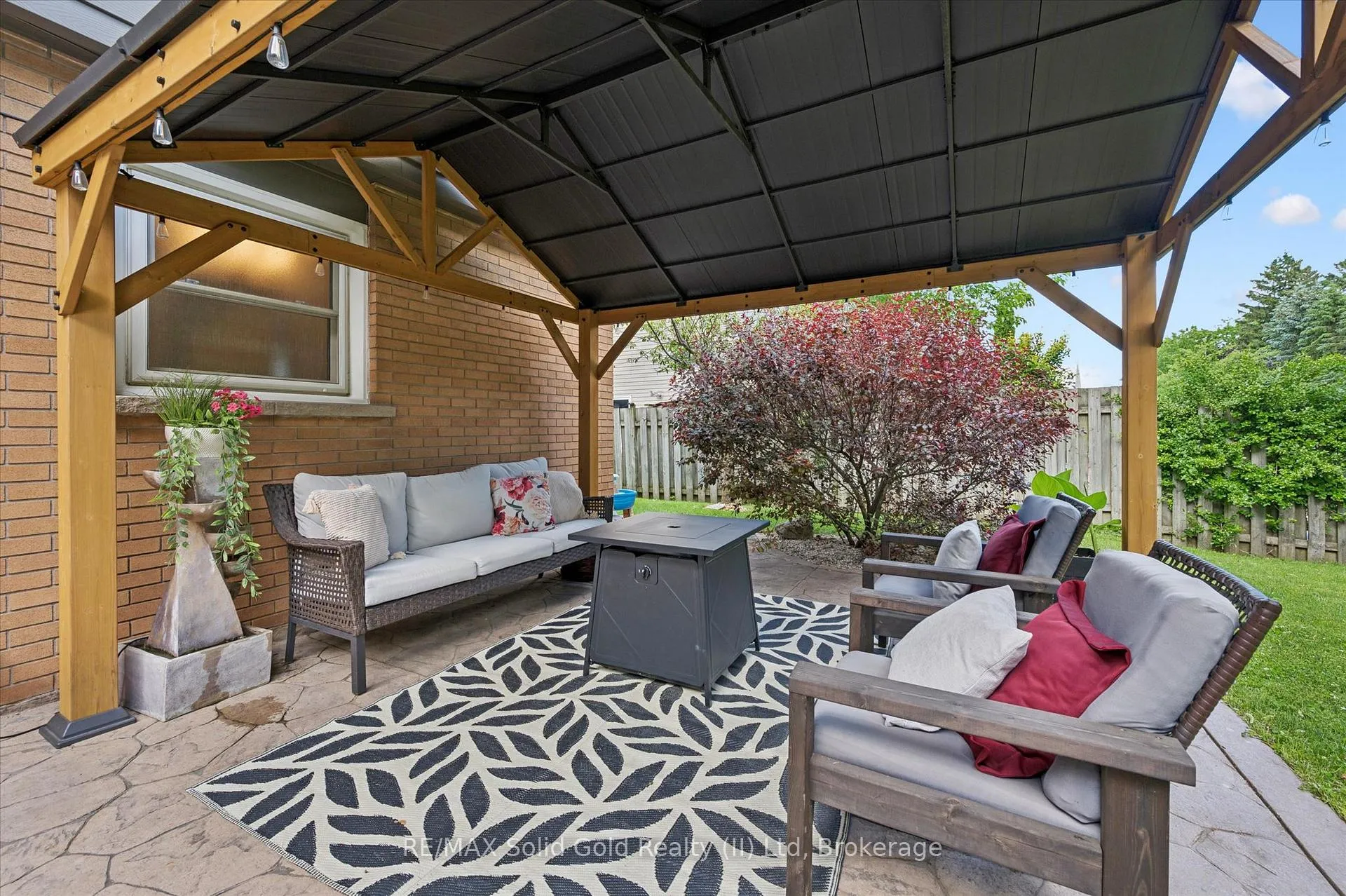 Photo 35 of 107 Clarence Avenue, Wilmot — HOMEH