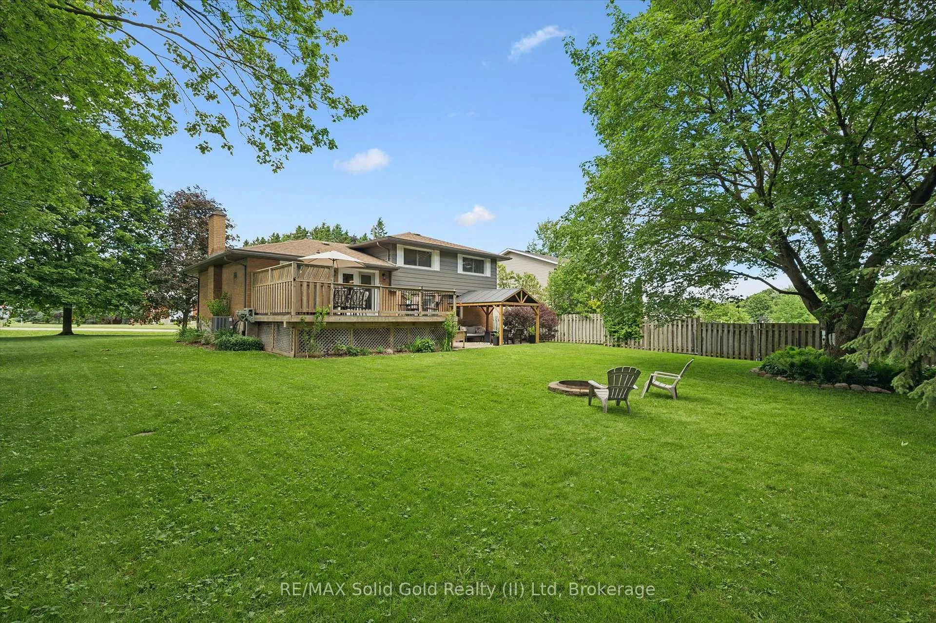 Photo 40 of 107 Clarence Avenue, Wilmot — HOMEH