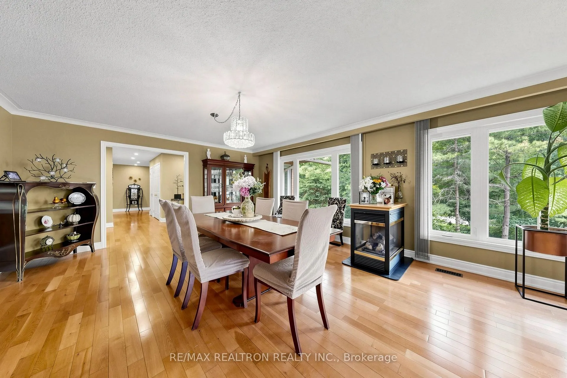 Photo 27 of 250 Kingscross Drive, King, King City — HOMEH