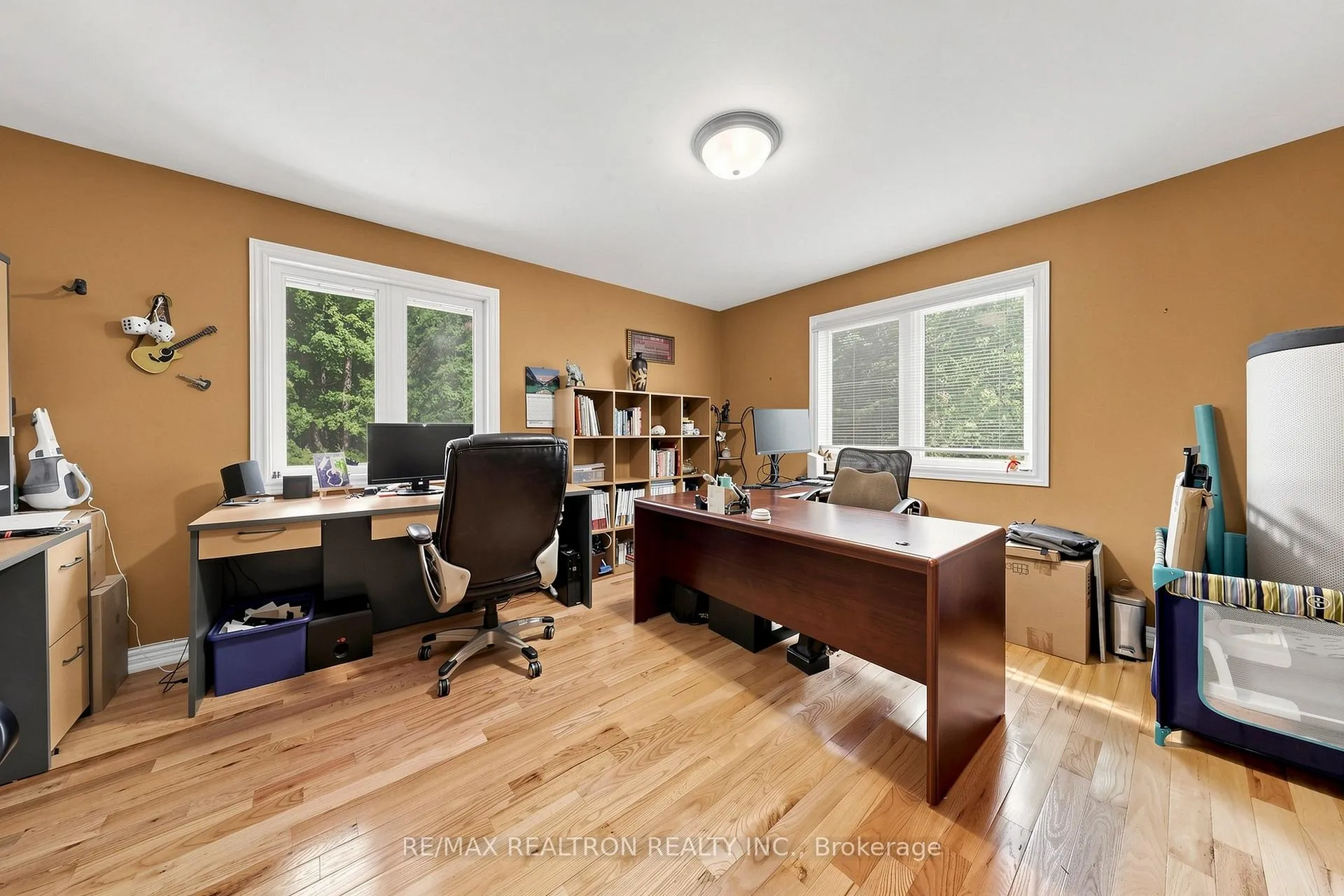 Photo 55 of 250 Kingscross Drive, King, King City — HOMEH
