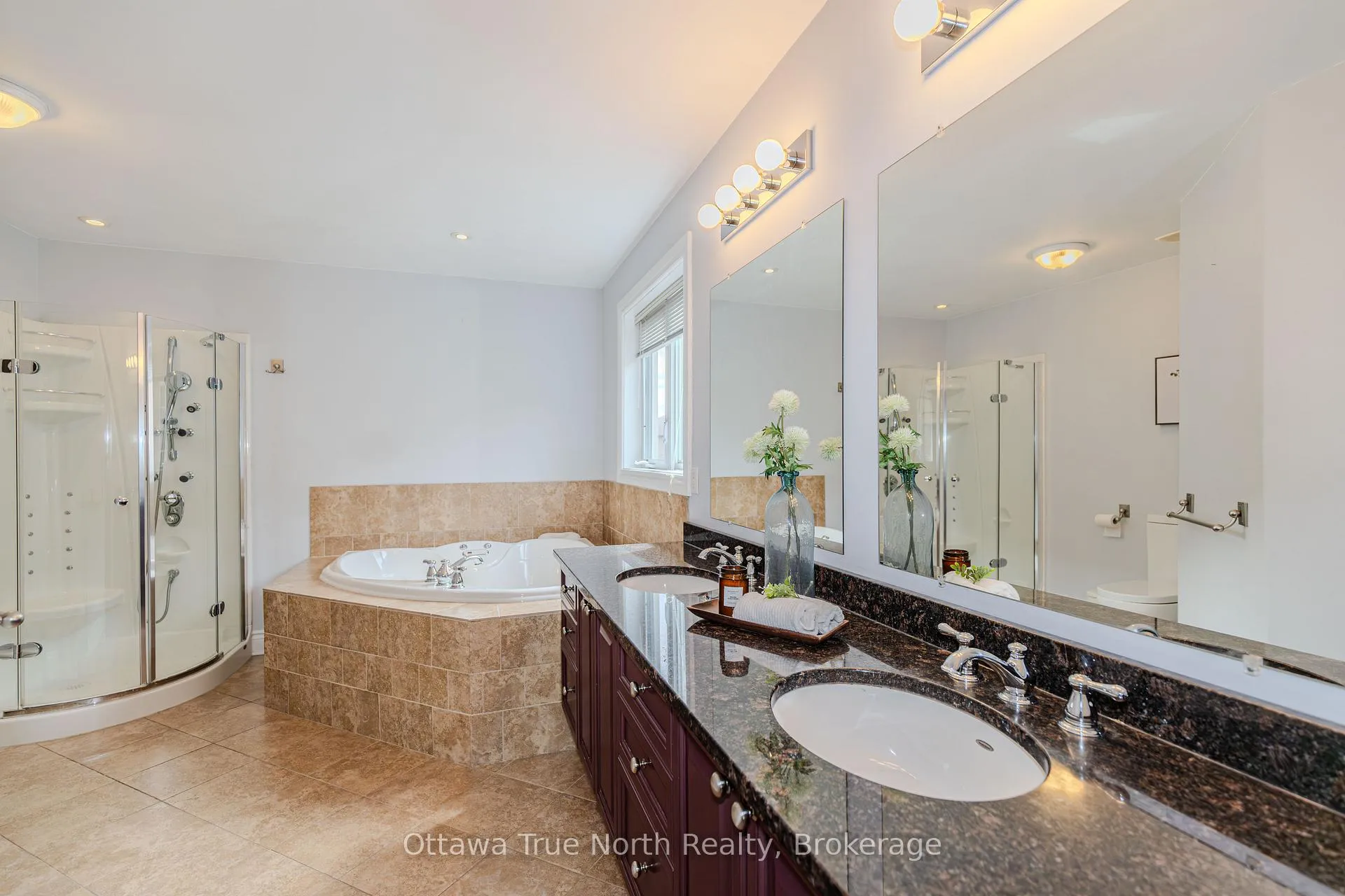 Photo 31 of 507 Kochar Drive, Ottawa, Mooneys Bay — HOMEH