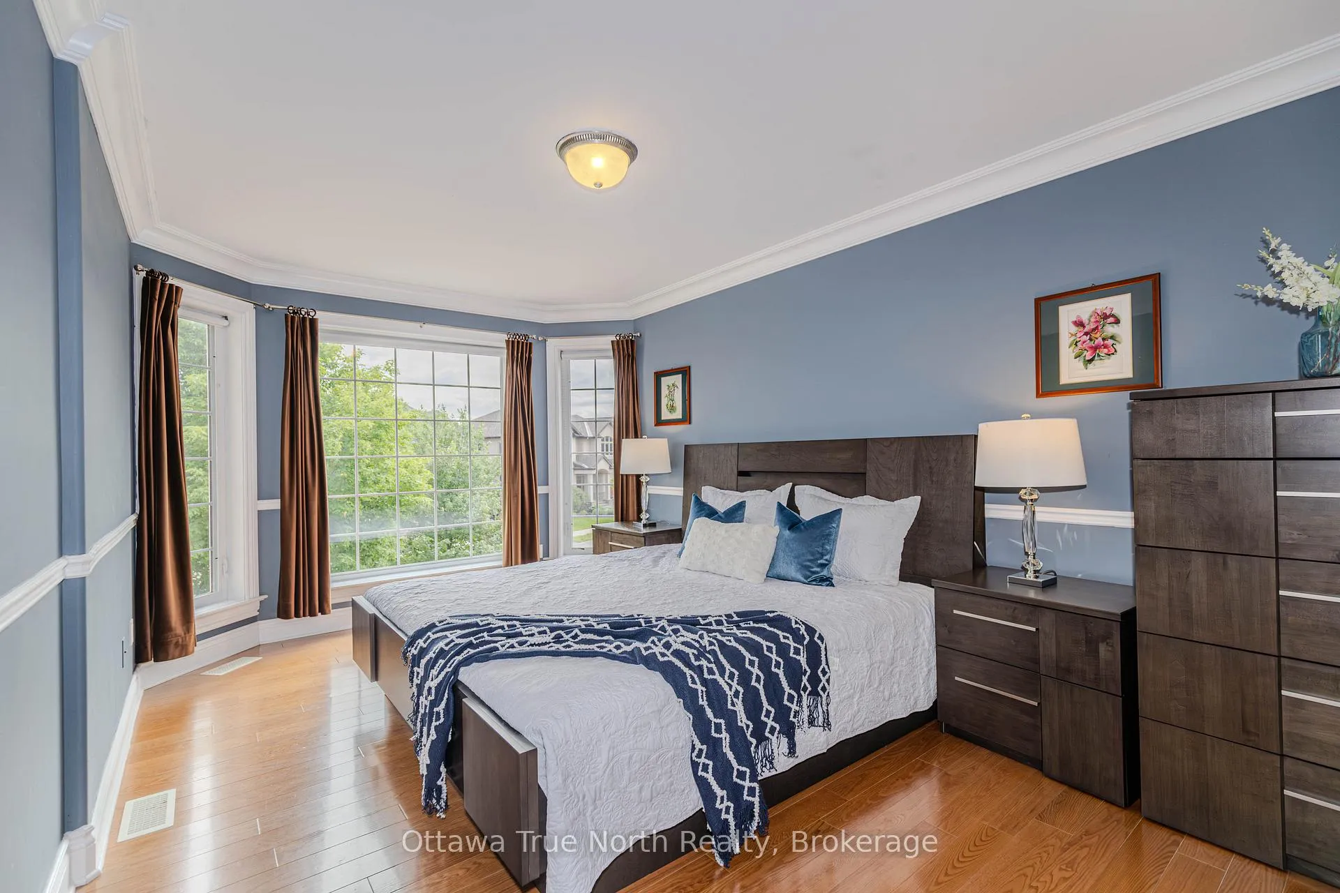 Photo 36 of 507 Kochar Drive, Ottawa, Mooneys Bay — HOMEH