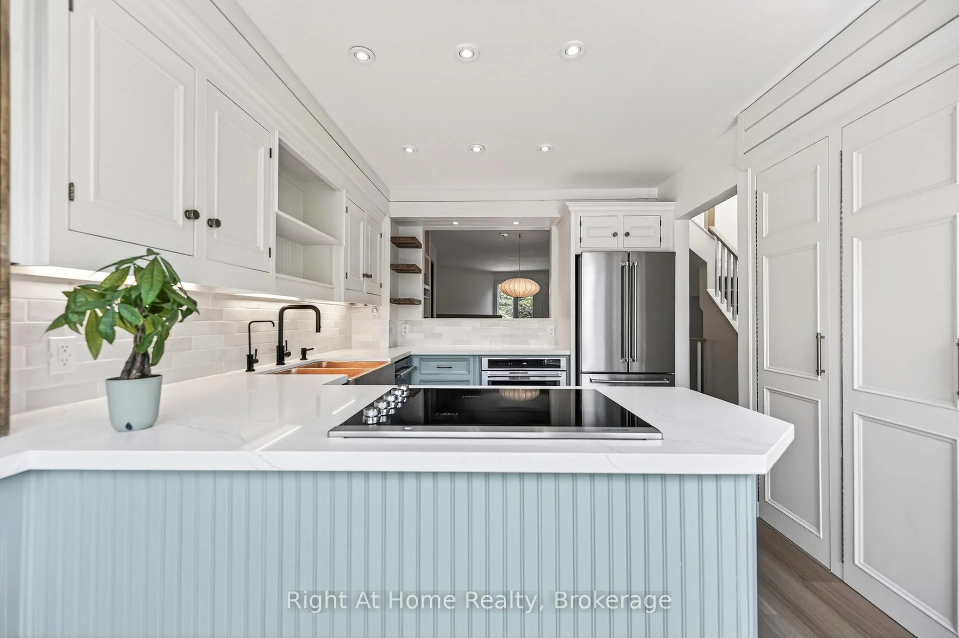 Photo 22 of 109 Brant Street, Oakville, Central — HOMEH