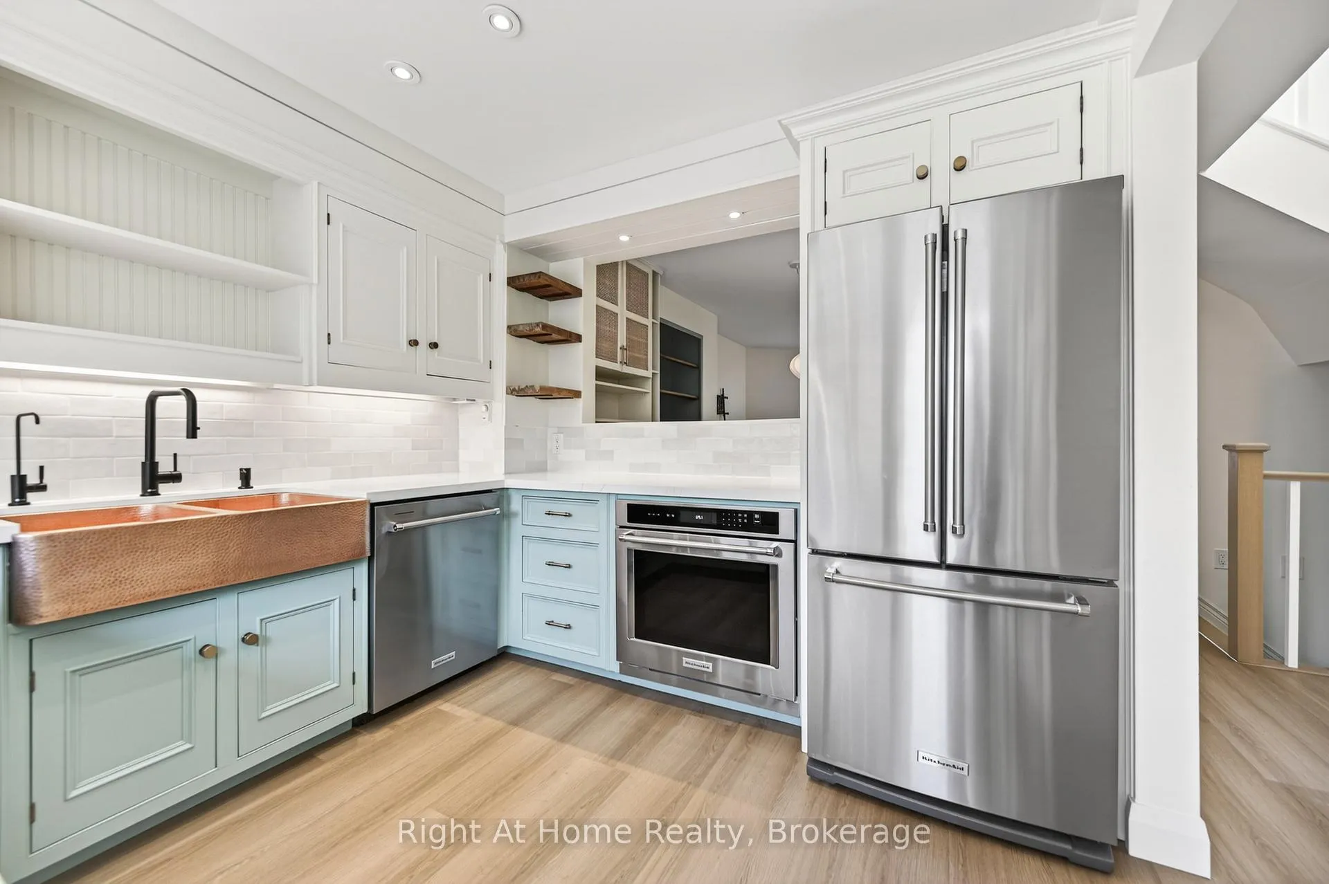 Photo 26 of 109 Brant Street, Oakville, Central — HOMEH