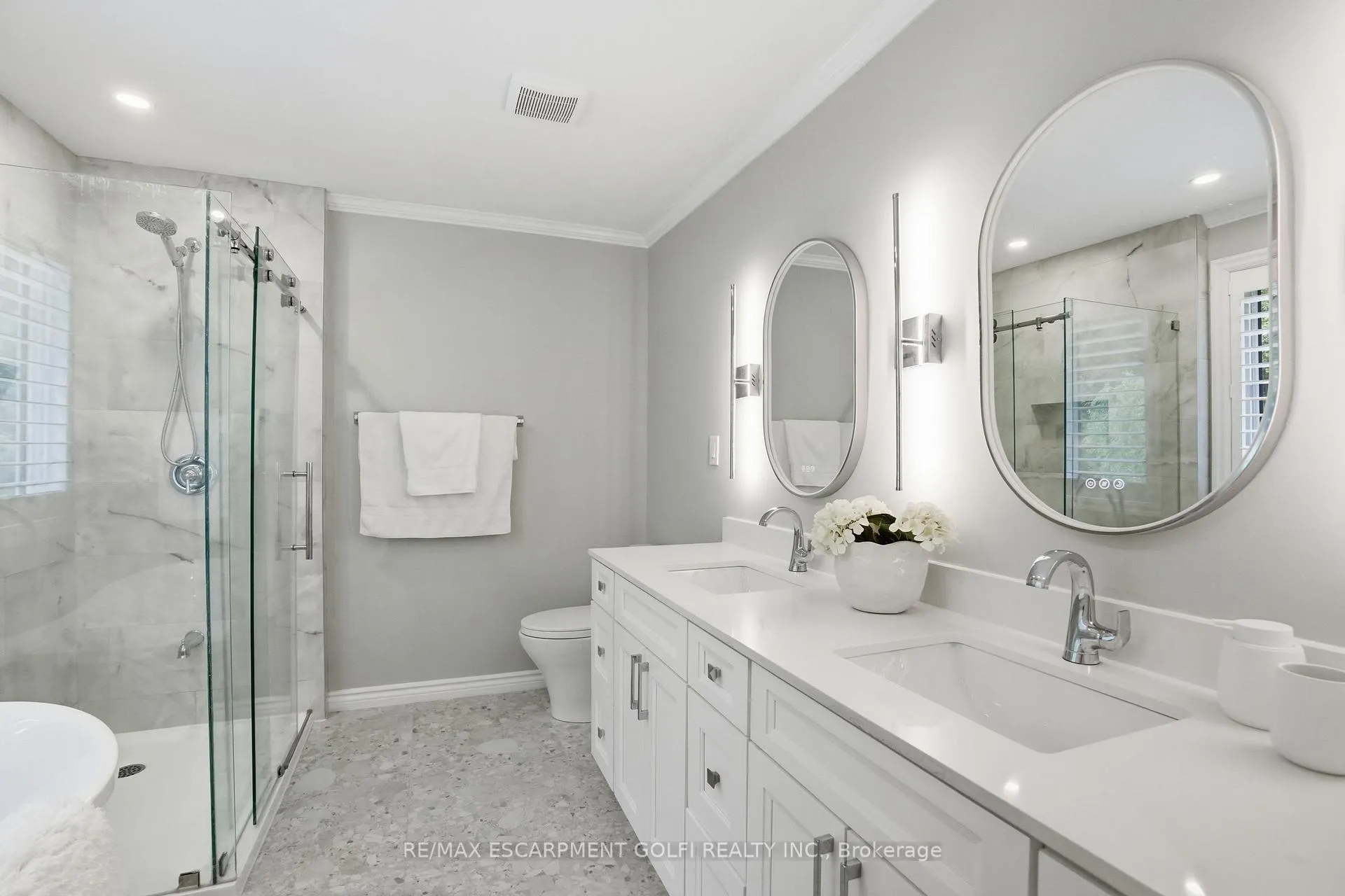 Photo 24 of 3616 Glen Elgin Drive, Lincoln, Lincoln-Jordan/Vineland — HOMEH