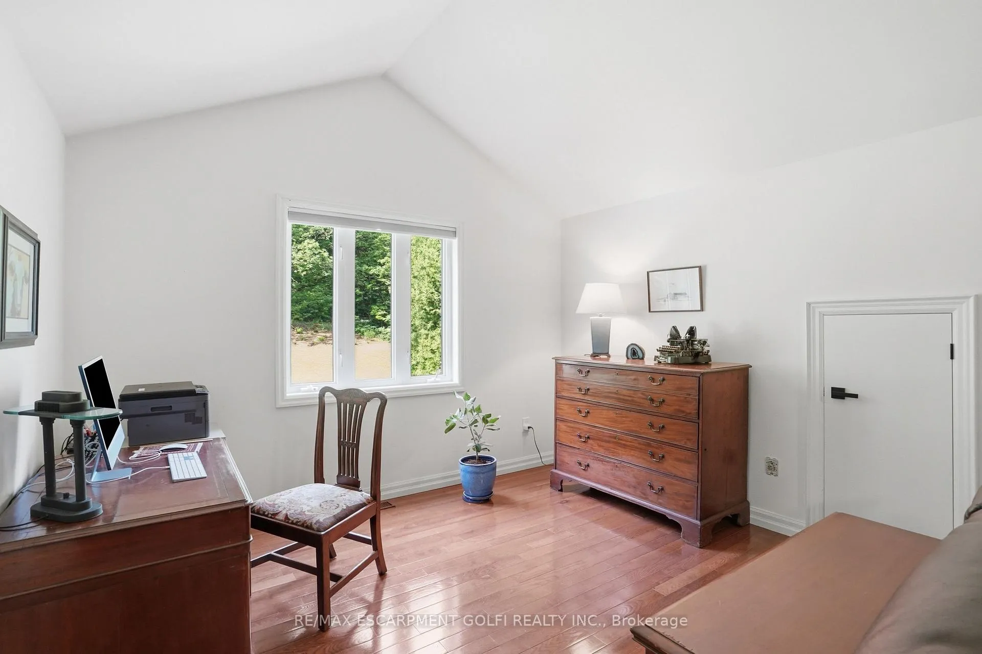 Photo 32 of 3616 Glen Elgin Drive, Lincoln, Lincoln-Jordan/Vineland — HOMEH