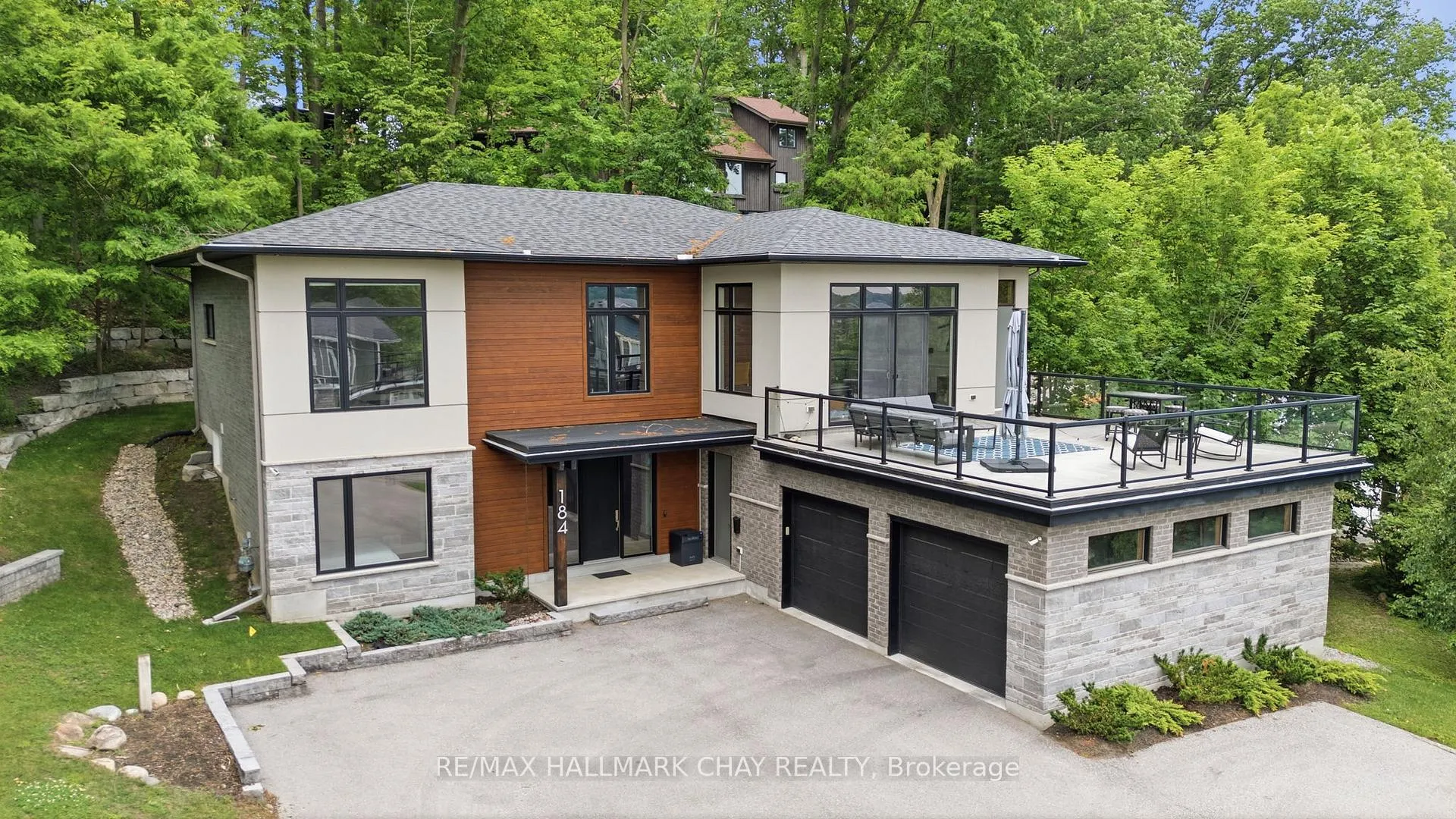 Front of 184 Shanty Bay Road