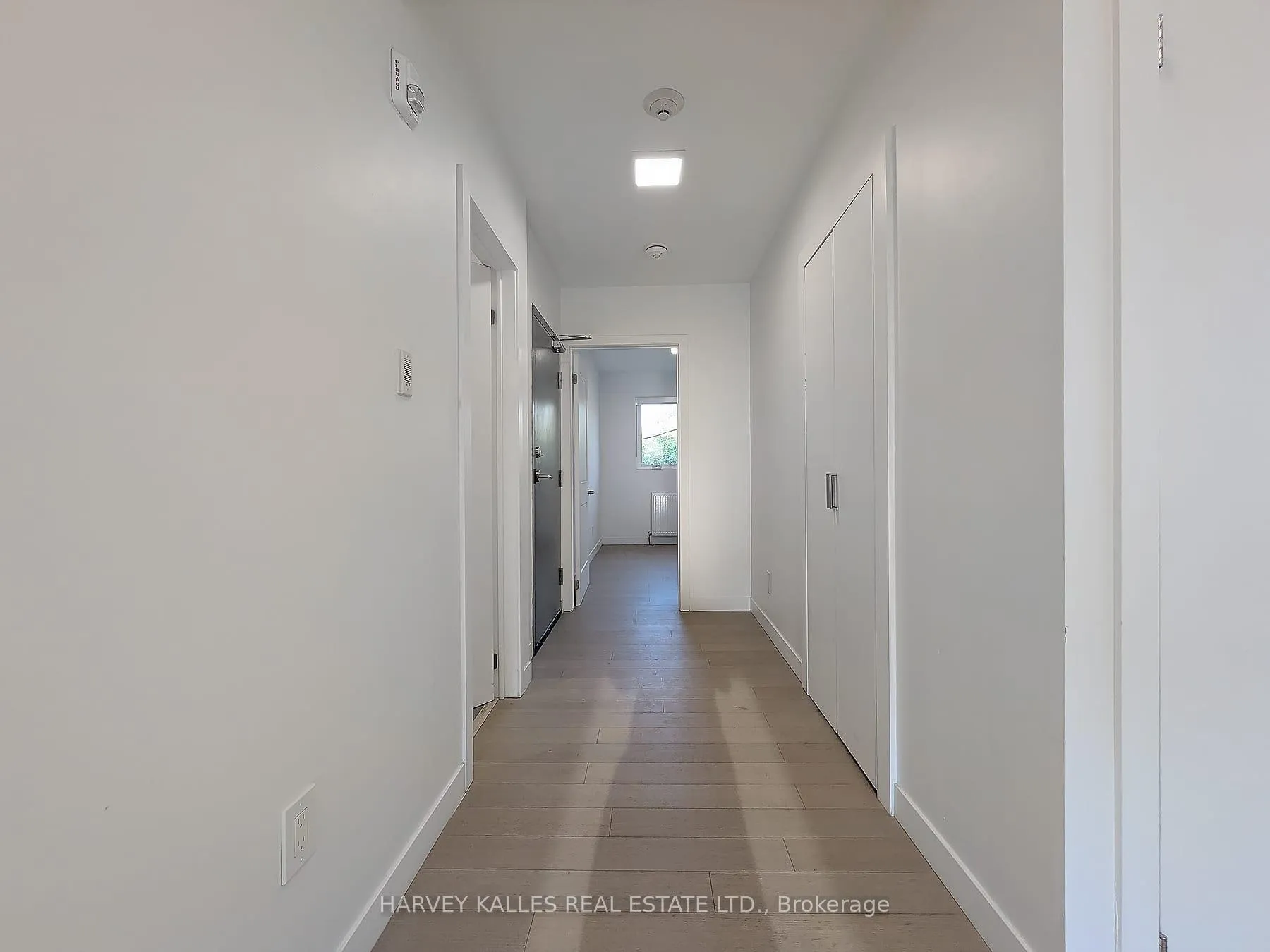 Photo 18 of Unit 5, 521 Browns Line, Etobicoke, Alderwood — HOMEH