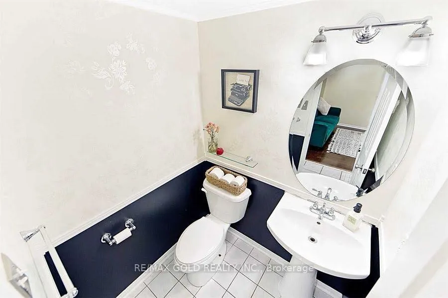 Photo 14 of 3848 Periwinkle Crescent, Mississauga, Lisgar — HOMEH
