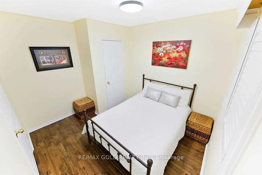 Photo 16 of 3848 Periwinkle Crescent, Mississauga, Lisgar — HOMEH
