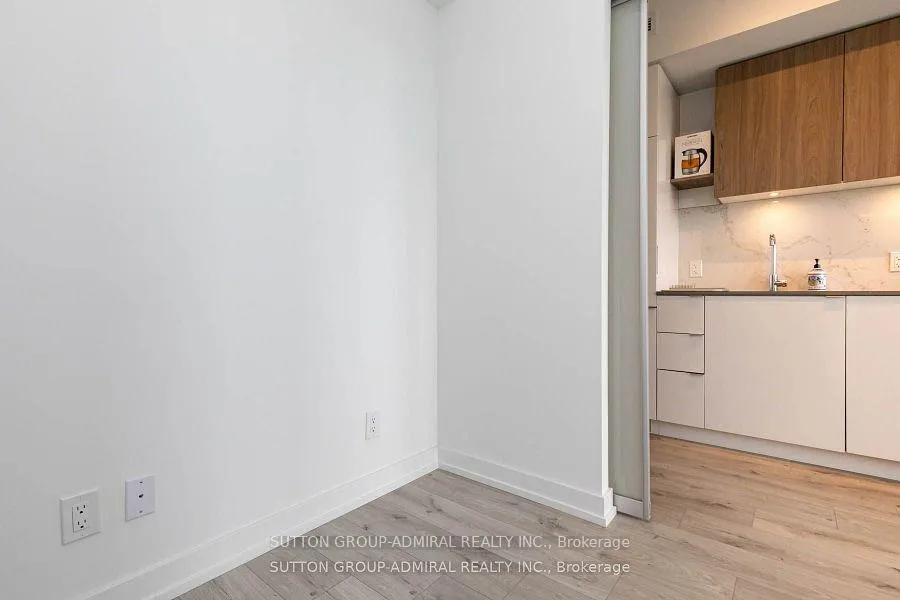 Photo 9 of Unit 3501, 161 Roehampton Avenue, Toronto, Mount Pleasant West — HOMEH