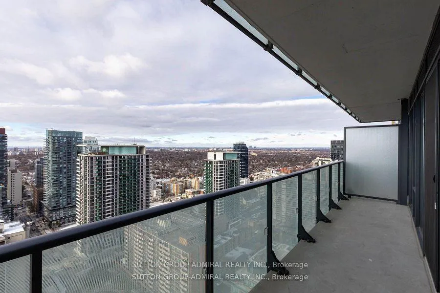 Photo 15 of Unit 3501, 161 Roehampton Avenue, Toronto, Mount Pleasant West — HOMEH