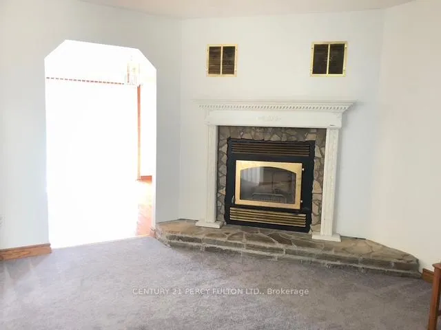 Photo 5 of Unit Main, 791 Sheppard Avenue, Pickering, Woodlands — HOMEH