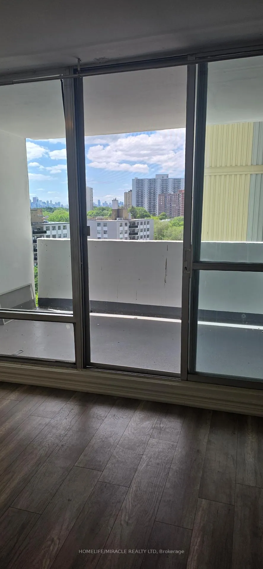 Photo 14 of Unit 1009, 1 Massey Square, Toronto, Crescent Town — HOMEH