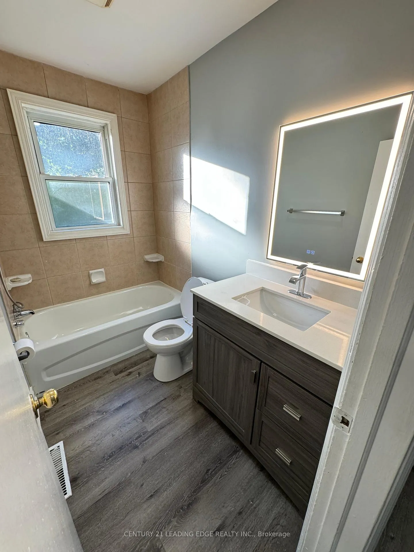 Photo 2 of 83 Park Avenue, St. Catharines, Secord Woods — HOMEH