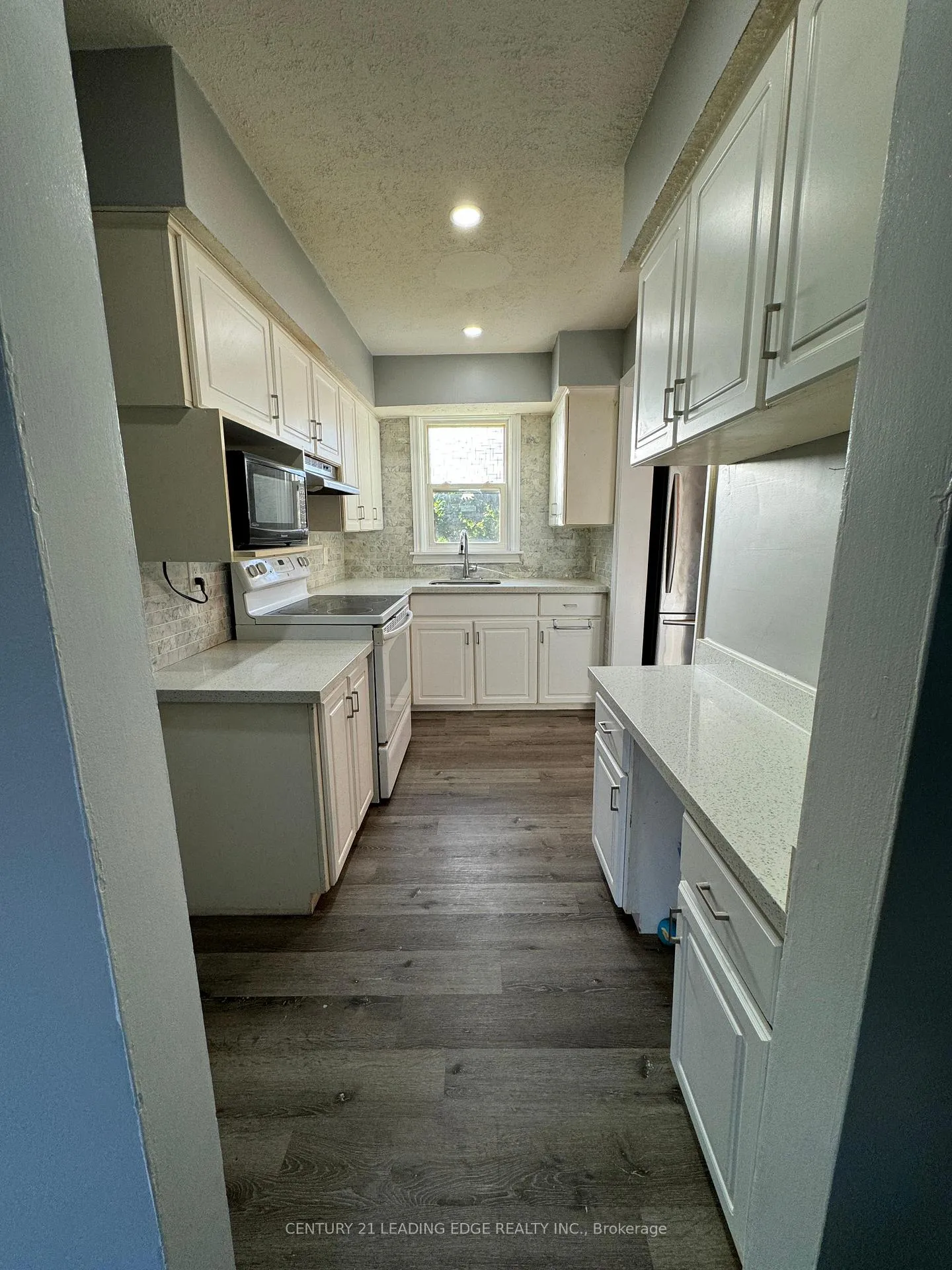 Photo 6 of 83 Park Avenue, St. Catharines, Secord Woods — HOMEH