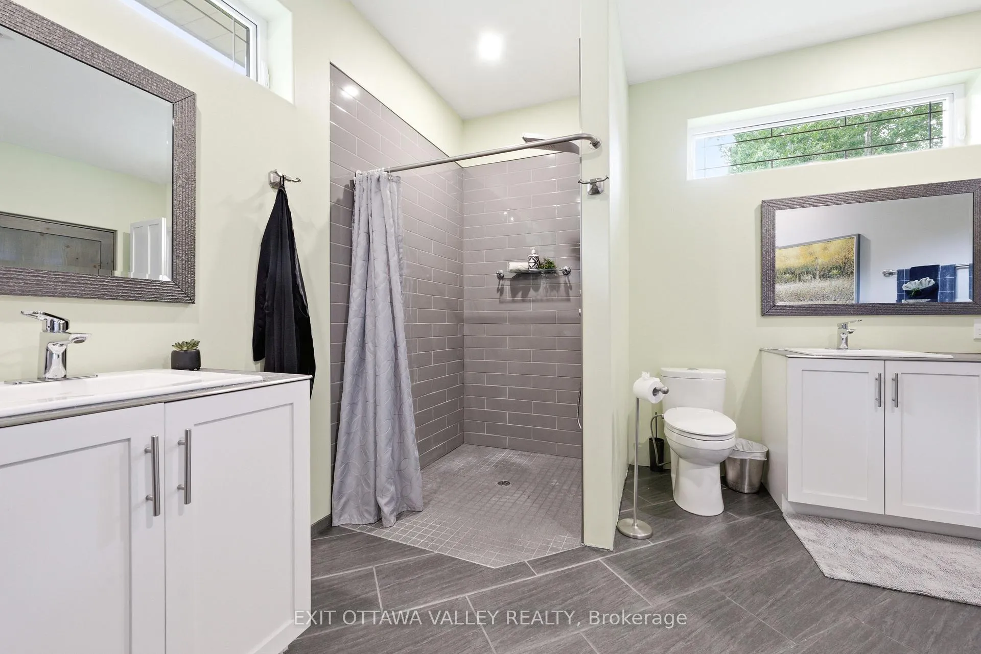 Photo 18 of 301 Doran Road, Petawawa, Petawawa — HOMEH