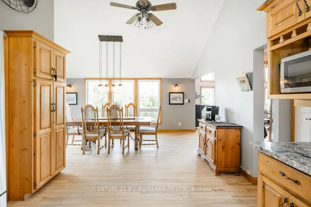 Photo 10 of 2711 Foxmead Road, Oro-Medonte, Rural Oro-Medonte — HOMEH