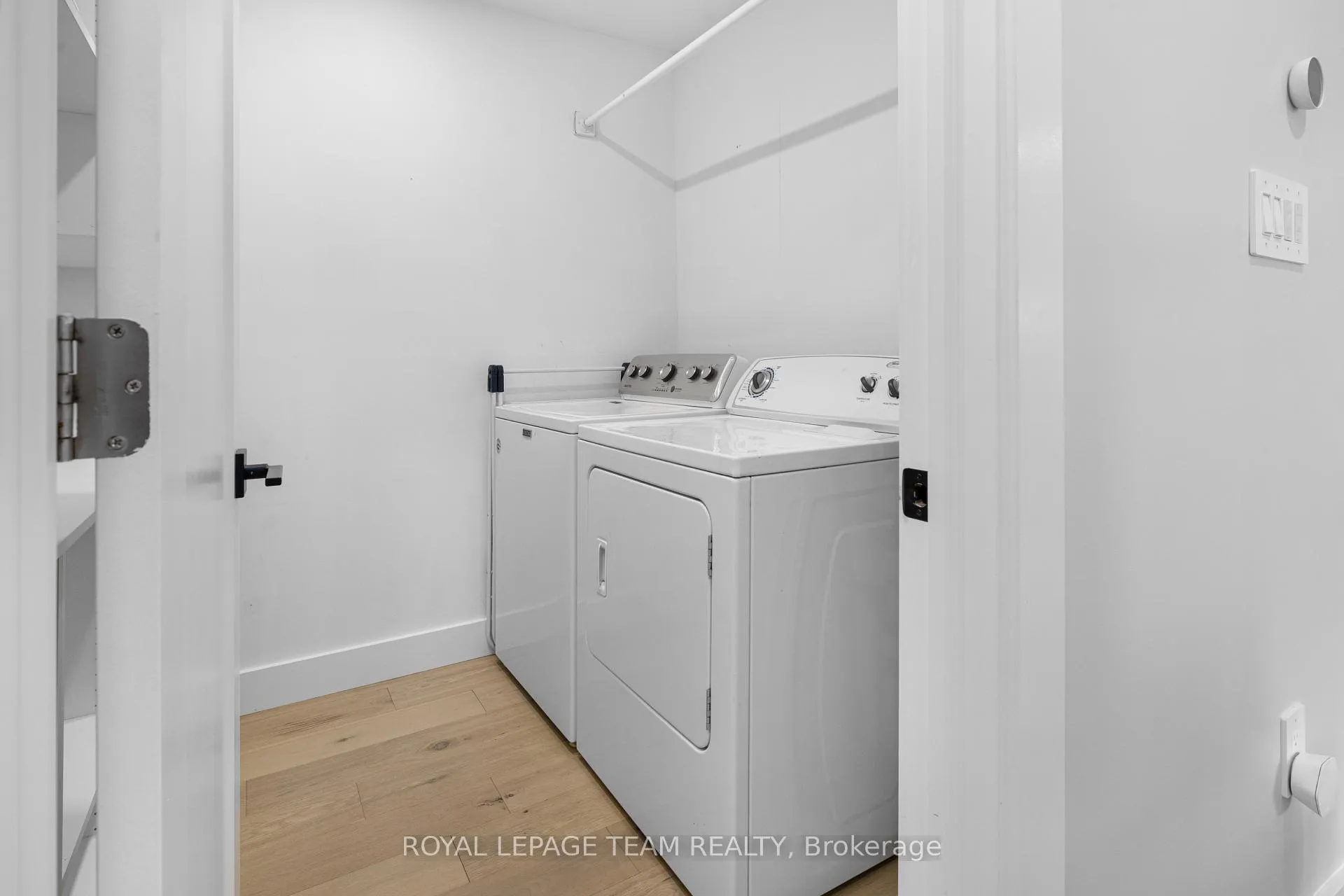 Photo 17 of 1386 Johnston Drive, Ottawa, Greely — HOMEH