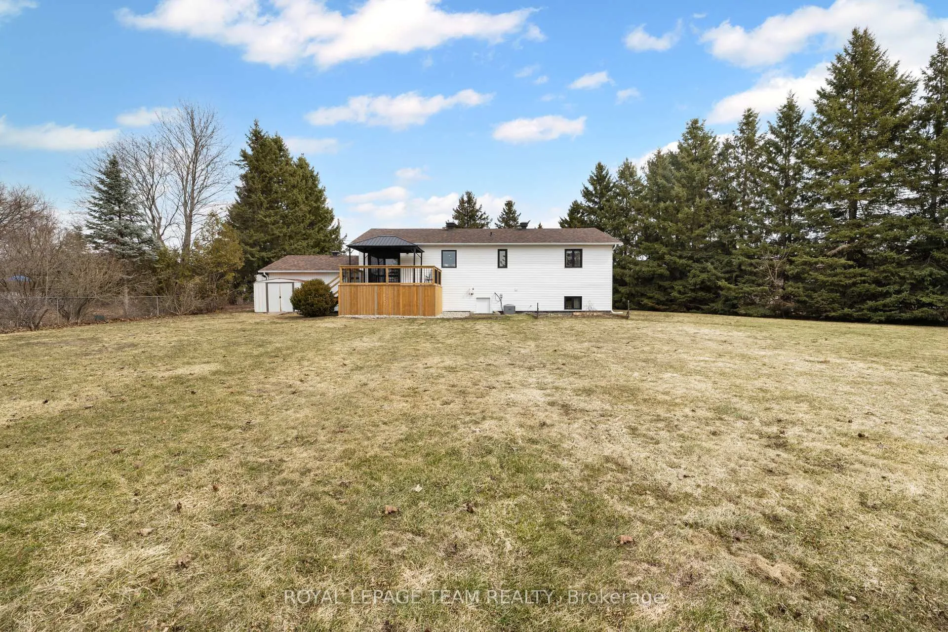 Photo 29 of 1386 Johnston Drive, Ottawa, Greely — HOMEH