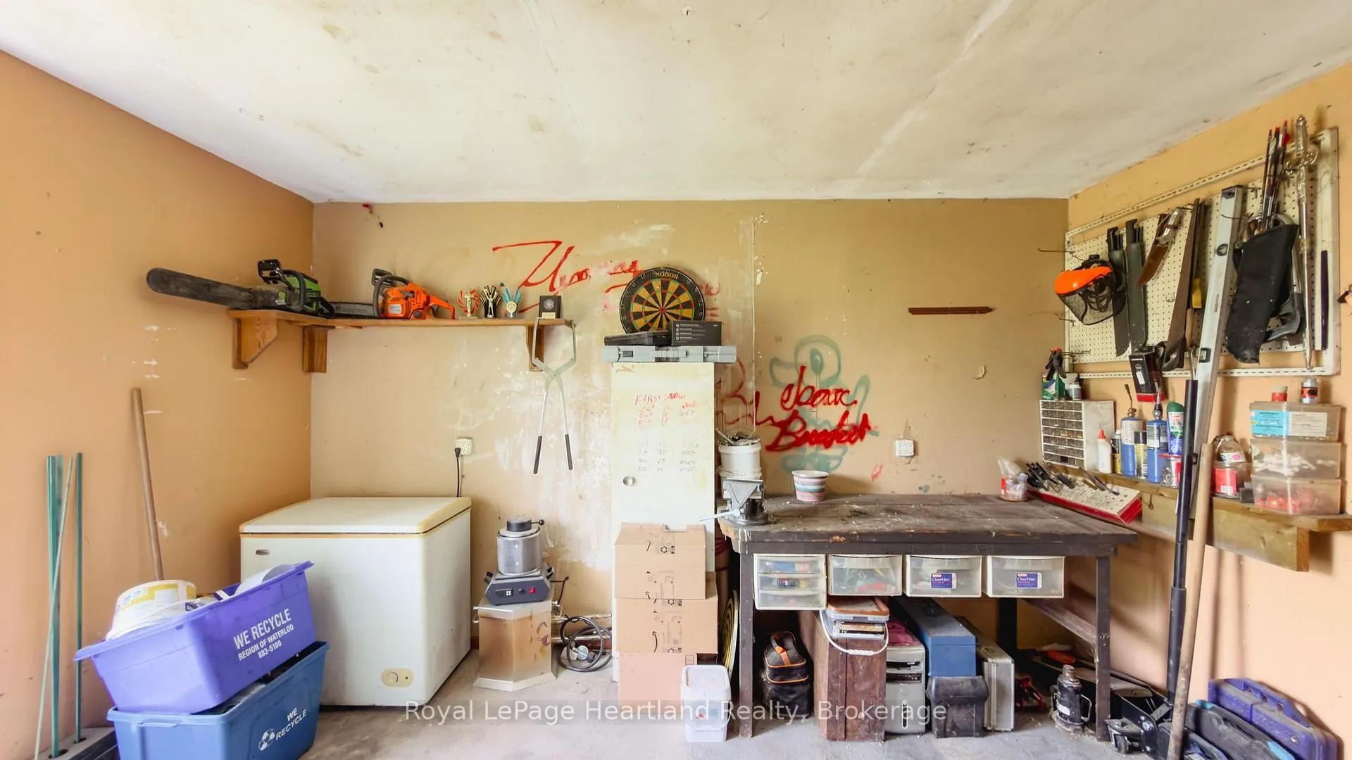 Photo 45 of 2010 Alma Street N, Howick — HOMEH