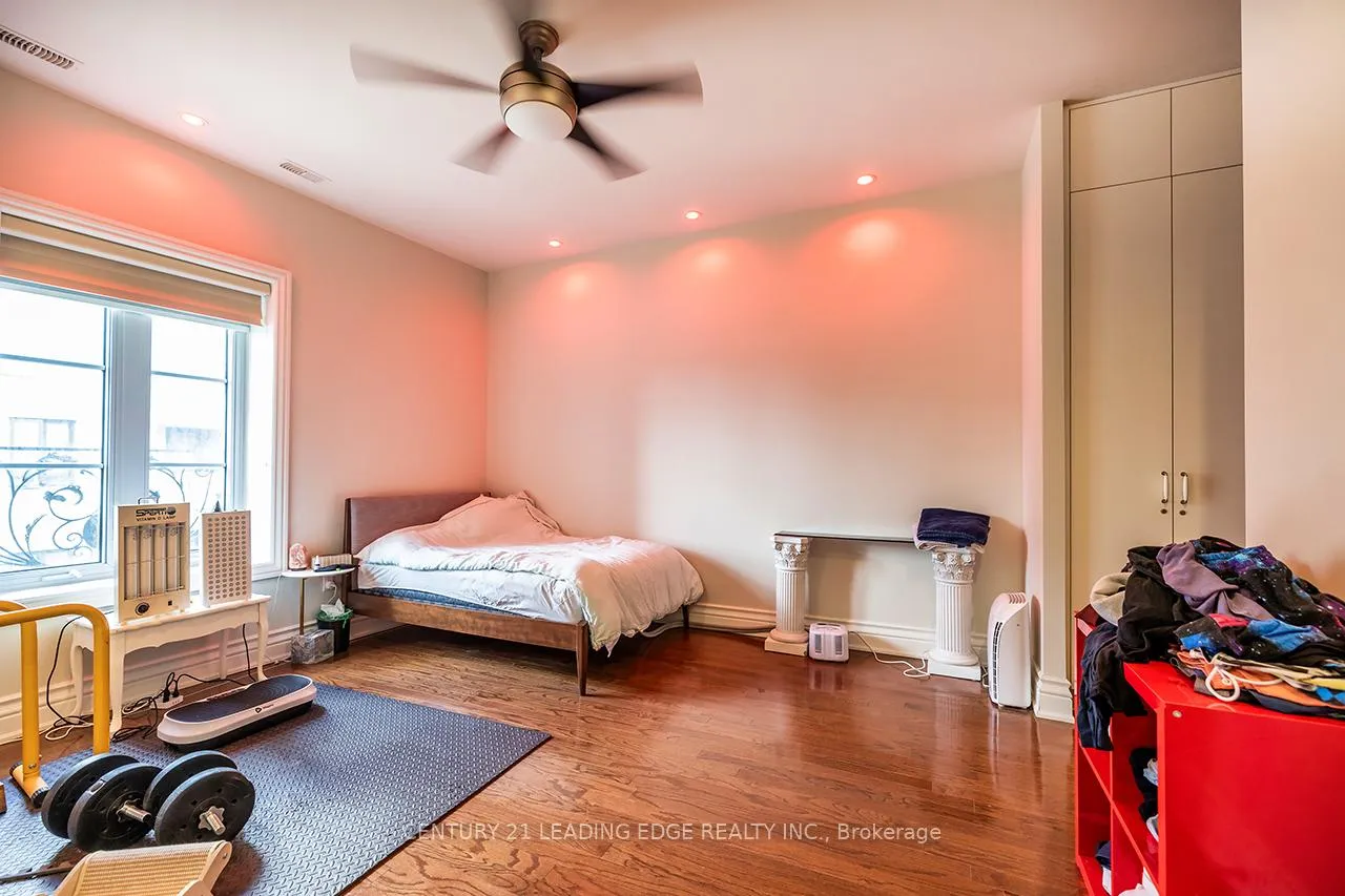Photo 22 of Unit 405, 1 Verclaire Gate, Markham, Unionville — HOMEH