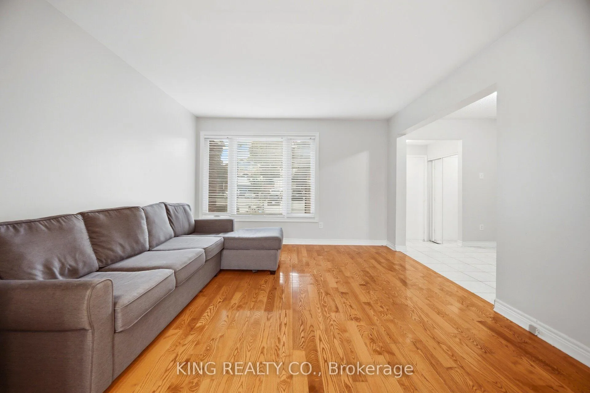 Photo 7 of 12 Rushmore Crescent, Brampton, Heart Lake East — HOMEH