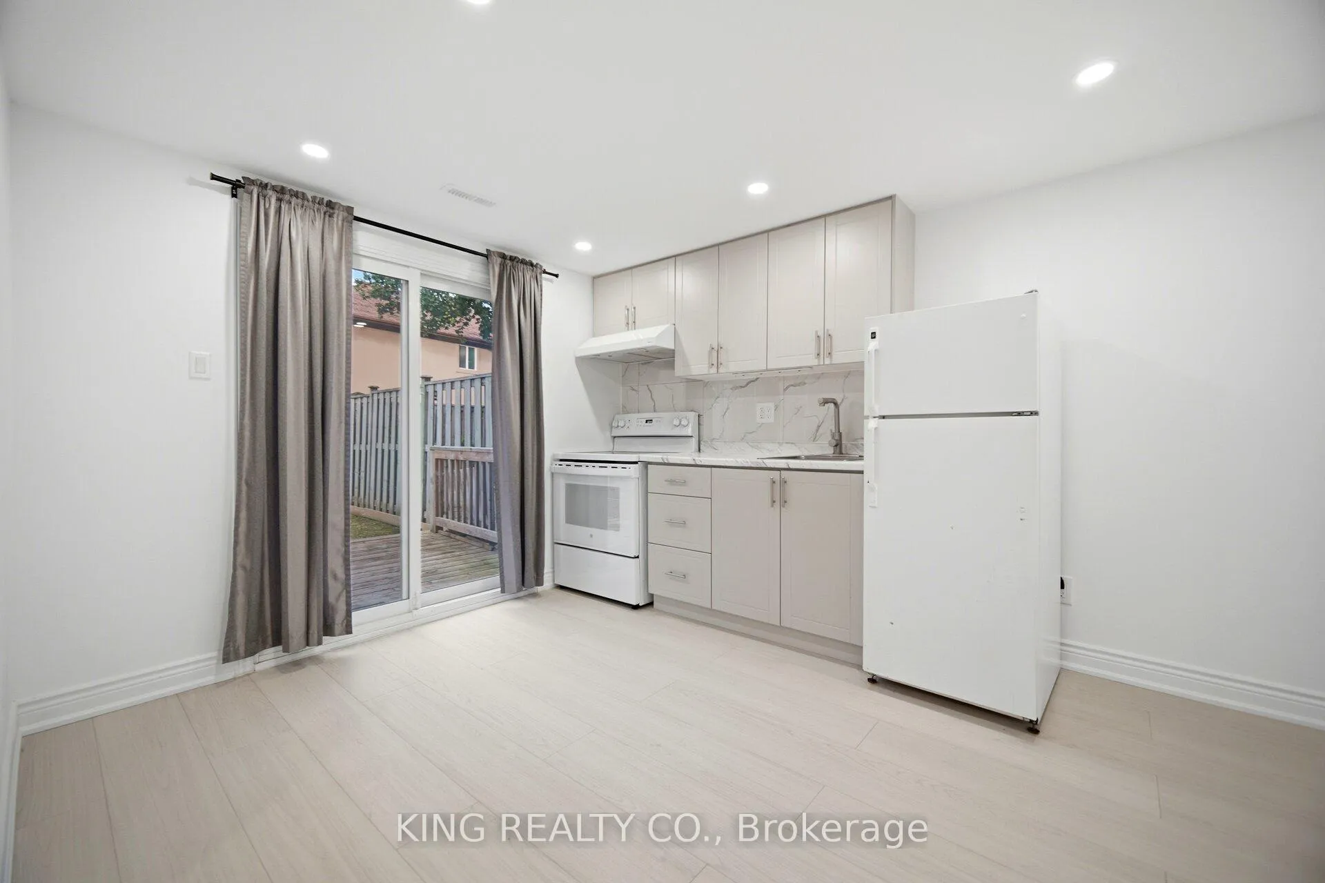 Photo 24 of 12 Rushmore Crescent, Brampton, Heart Lake East — HOMEH