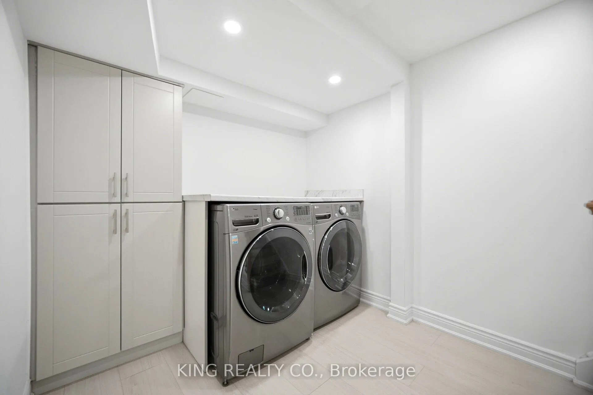 Photo 30 of 12 Rushmore Crescent, Brampton, Heart Lake East — HOMEH