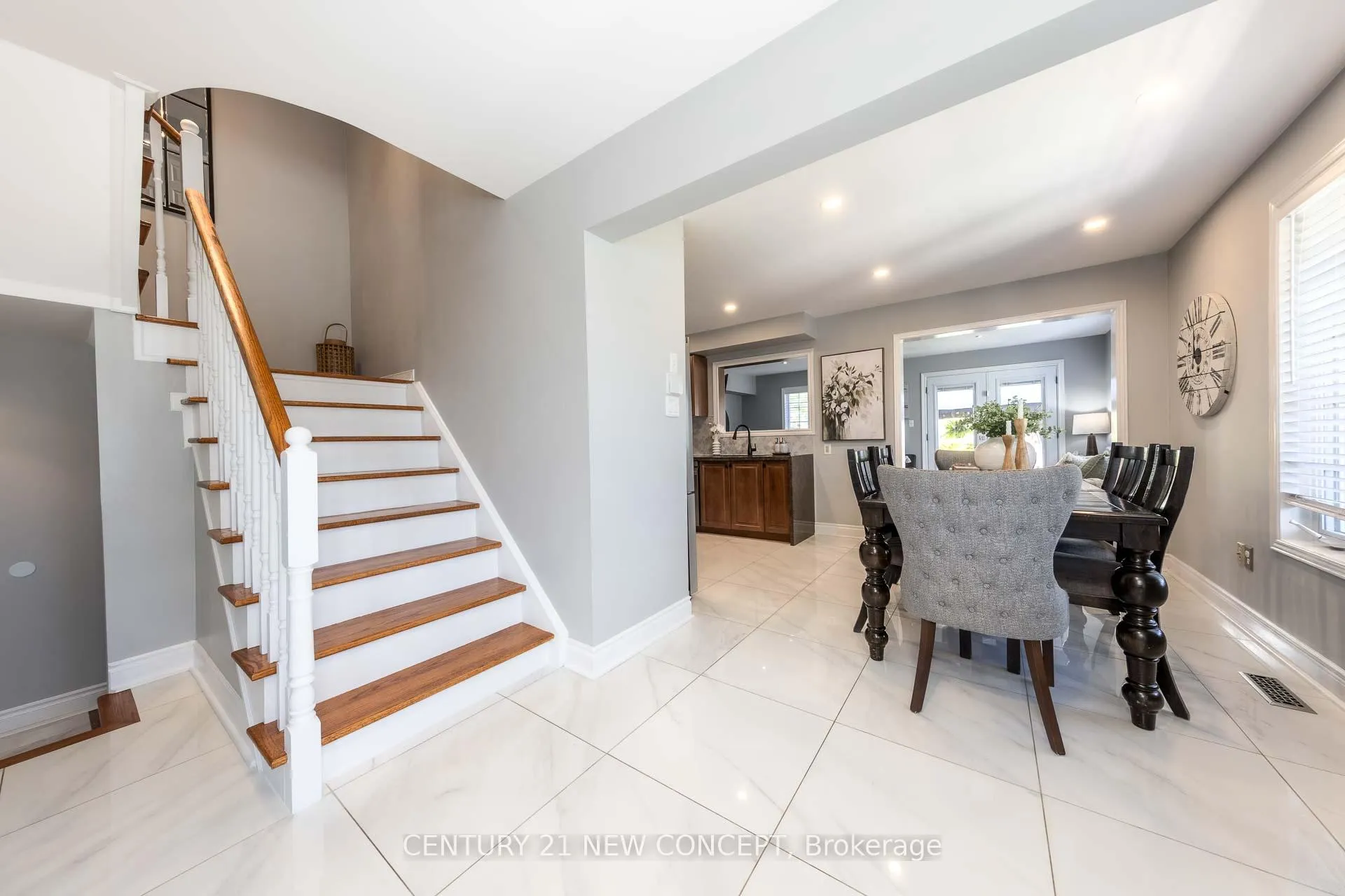 Photo 12 of 3 Humbershed Crescent, Caledon, Bolton West — HOMEH