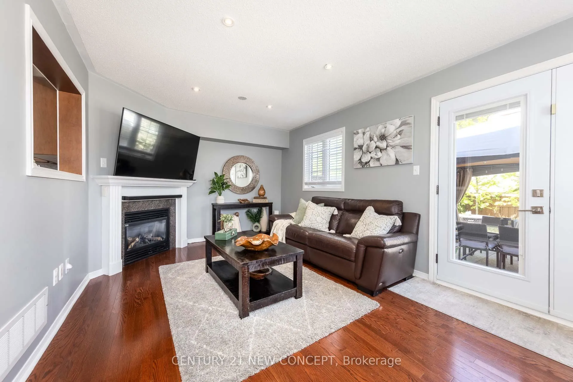 Photo 18 of 3 Humbershed Crescent, Caledon, Bolton West — HOMEH
