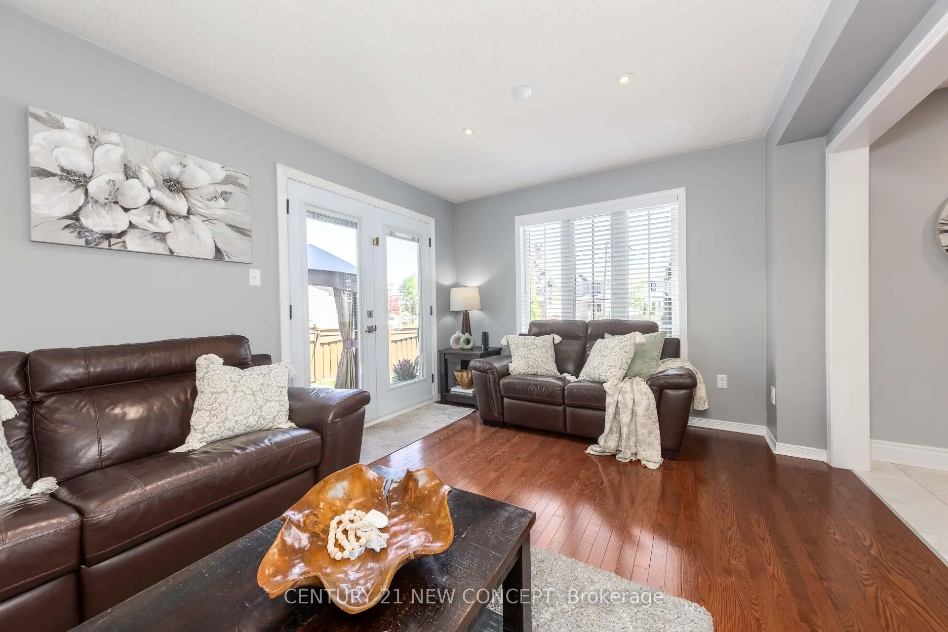 Photo 20 of 3 Humbershed Crescent, Caledon, Bolton West — HOMEH