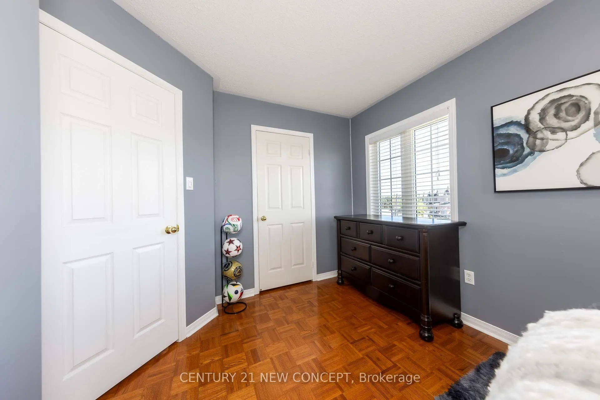 Photo 30 of 3 Humbershed Crescent, Caledon, Bolton West — HOMEH
