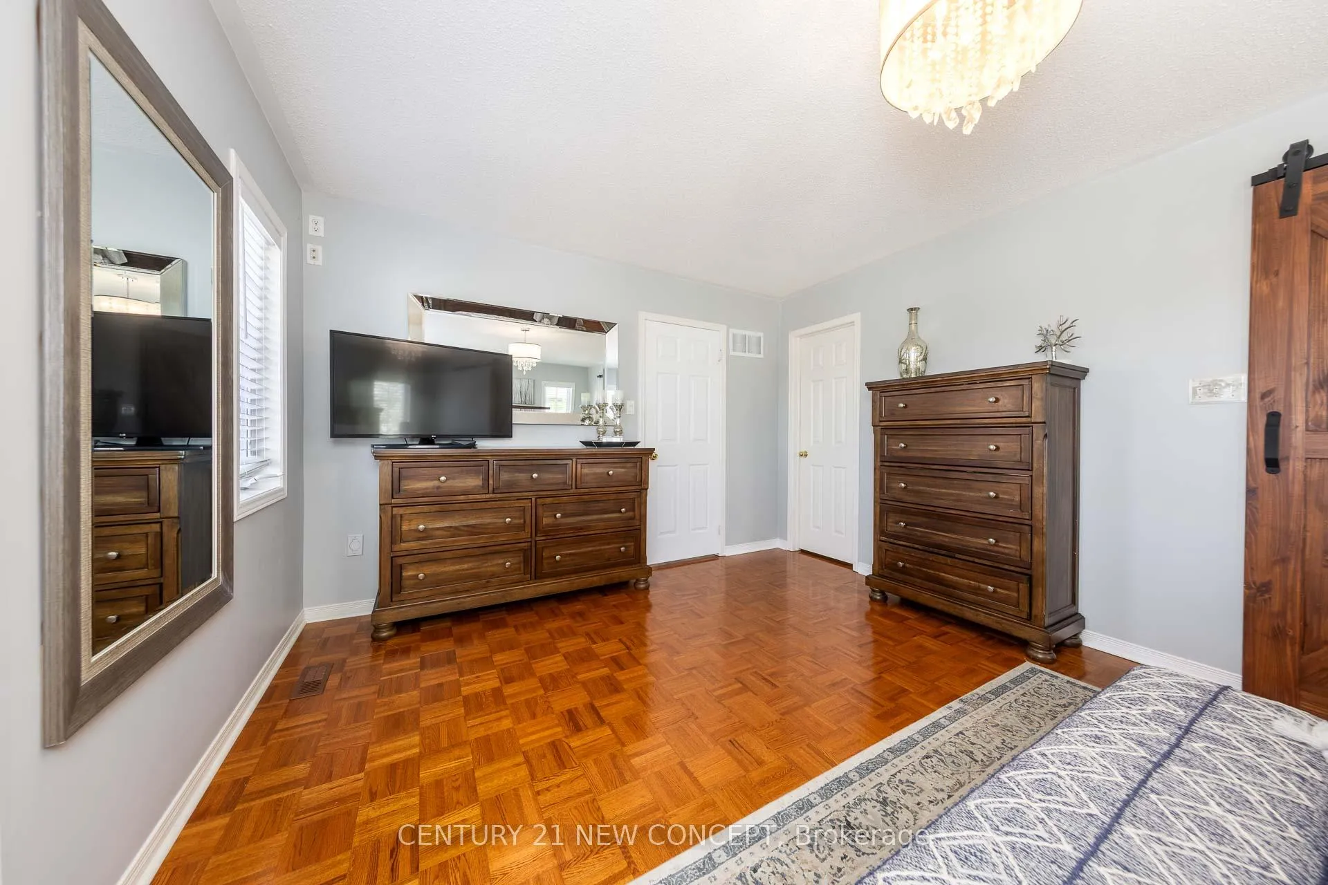 Photo 33 of 3 Humbershed Crescent, Caledon, Bolton West — HOMEH