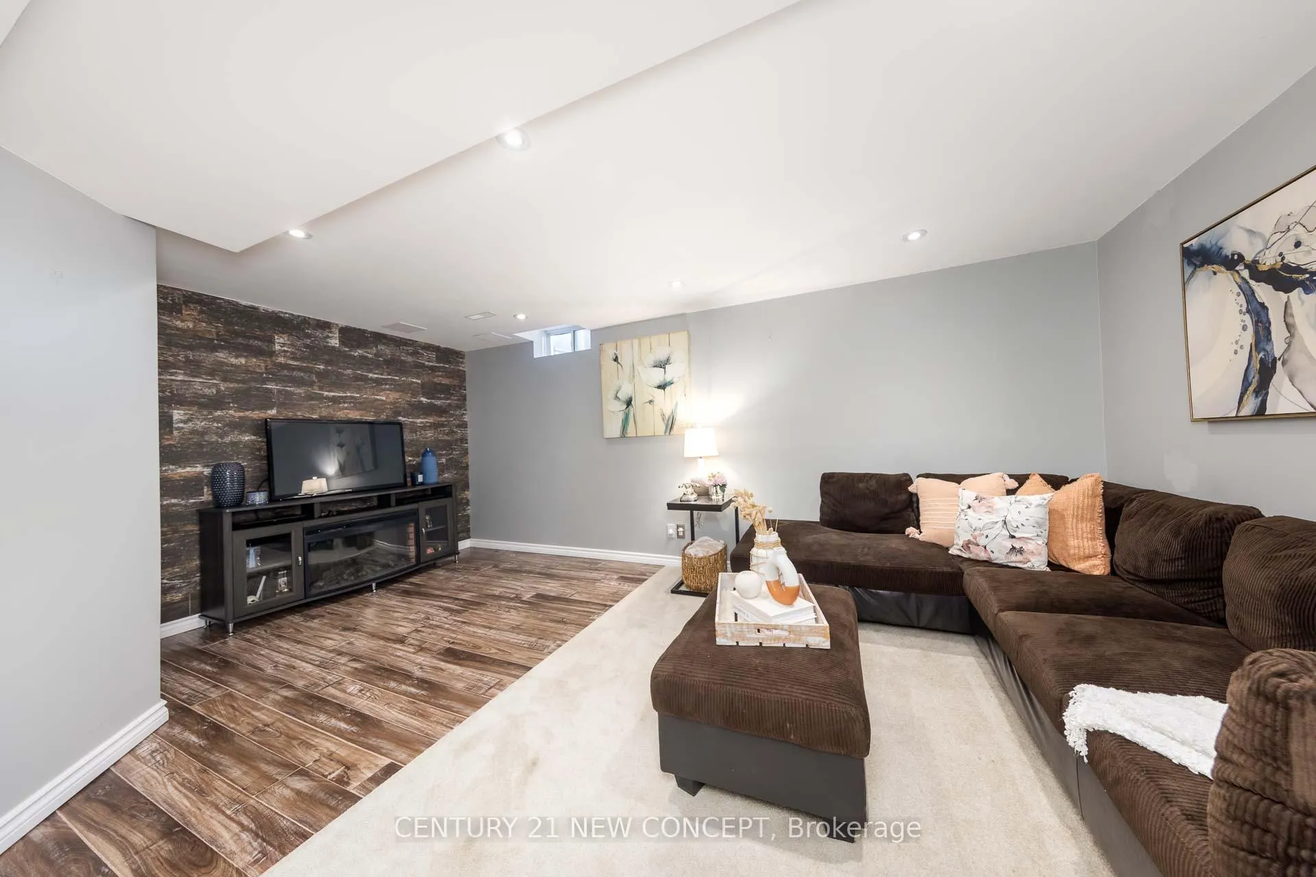 Photo 39 of 3 Humbershed Crescent, Caledon, Bolton West — HOMEH