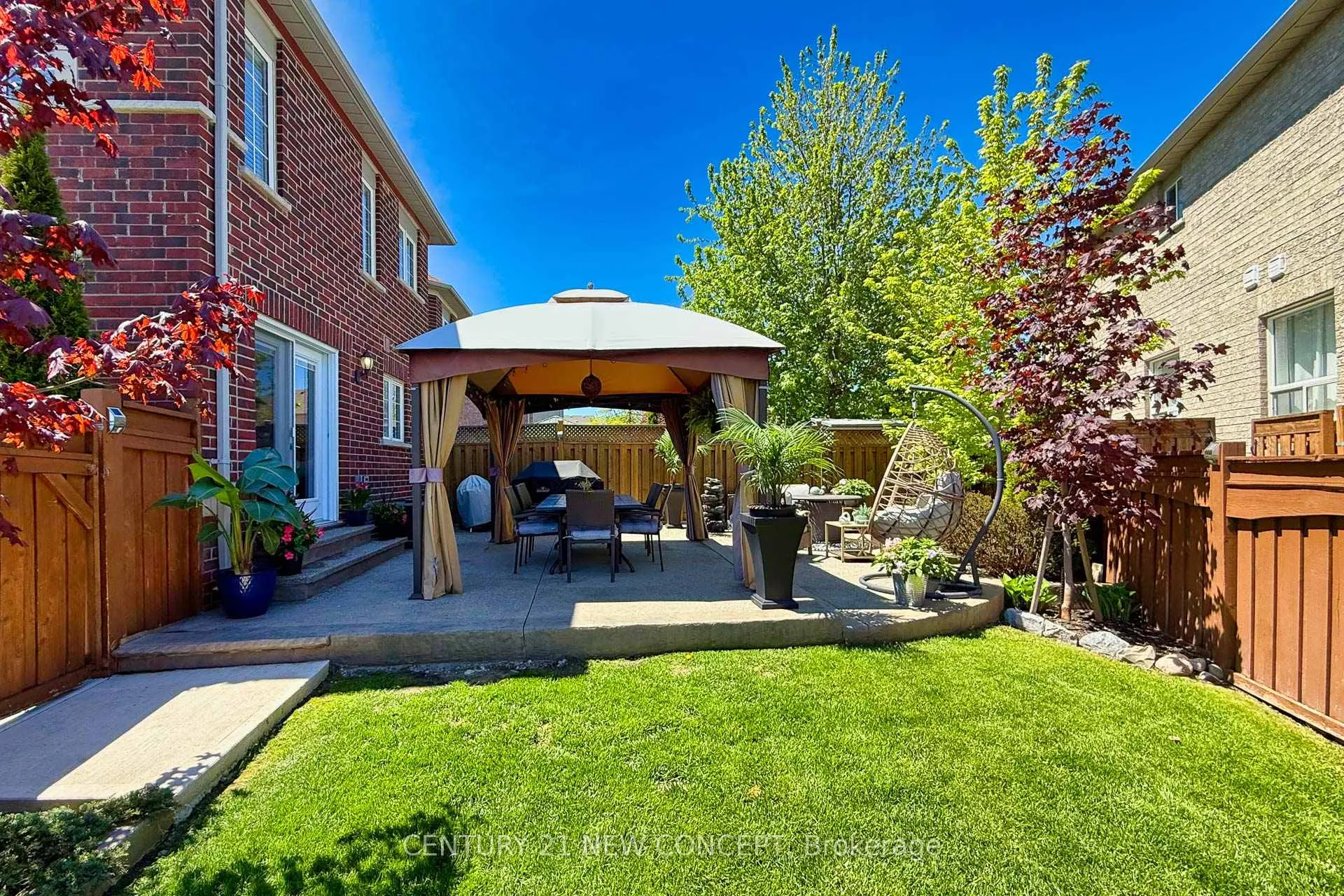 Photo 45 of 3 Humbershed Crescent, Caledon, Bolton West — HOMEH