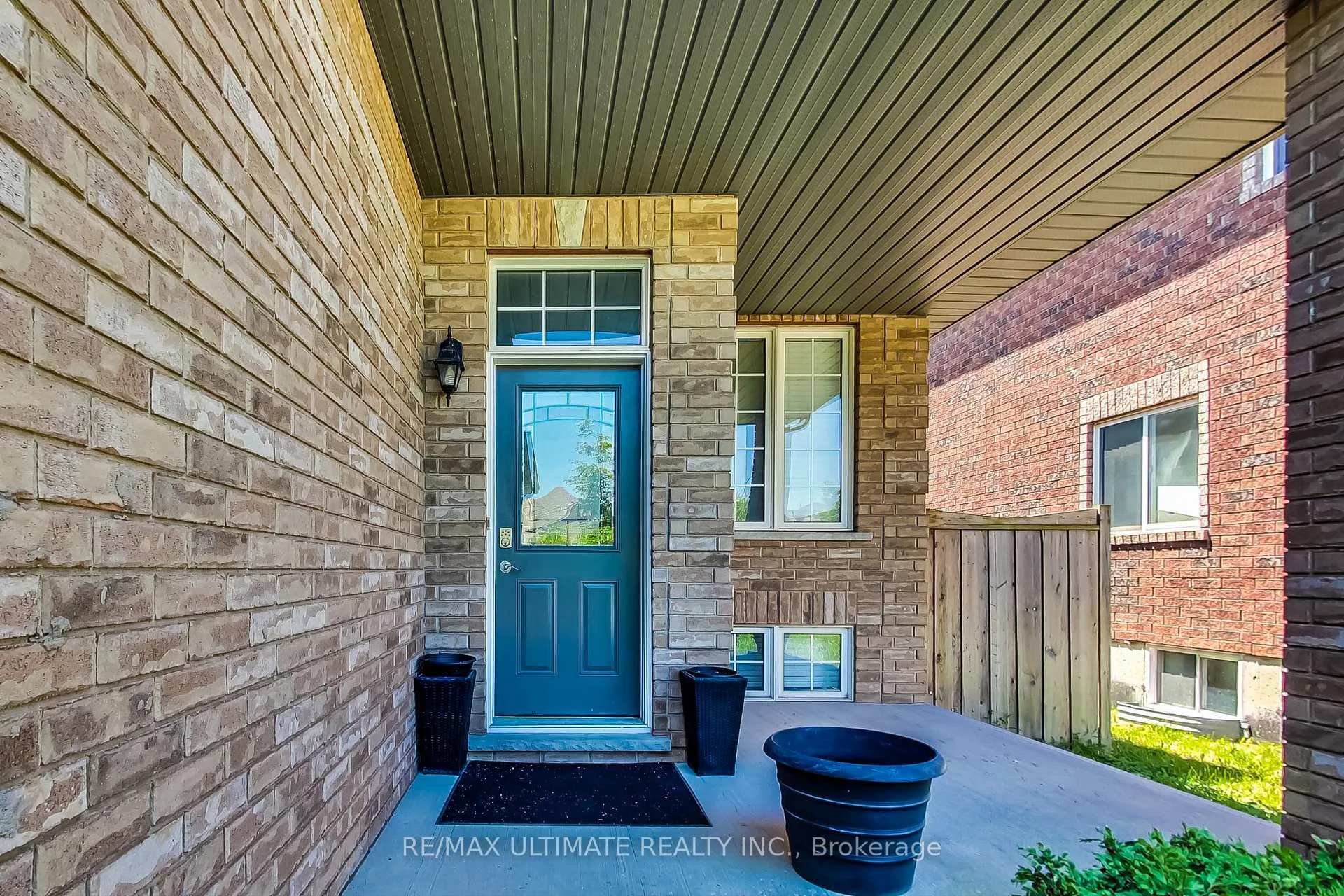 Photo 2 of Unit Main, 209 Dunsmore Lane, Barrie, Georgian Drive — HOMEH