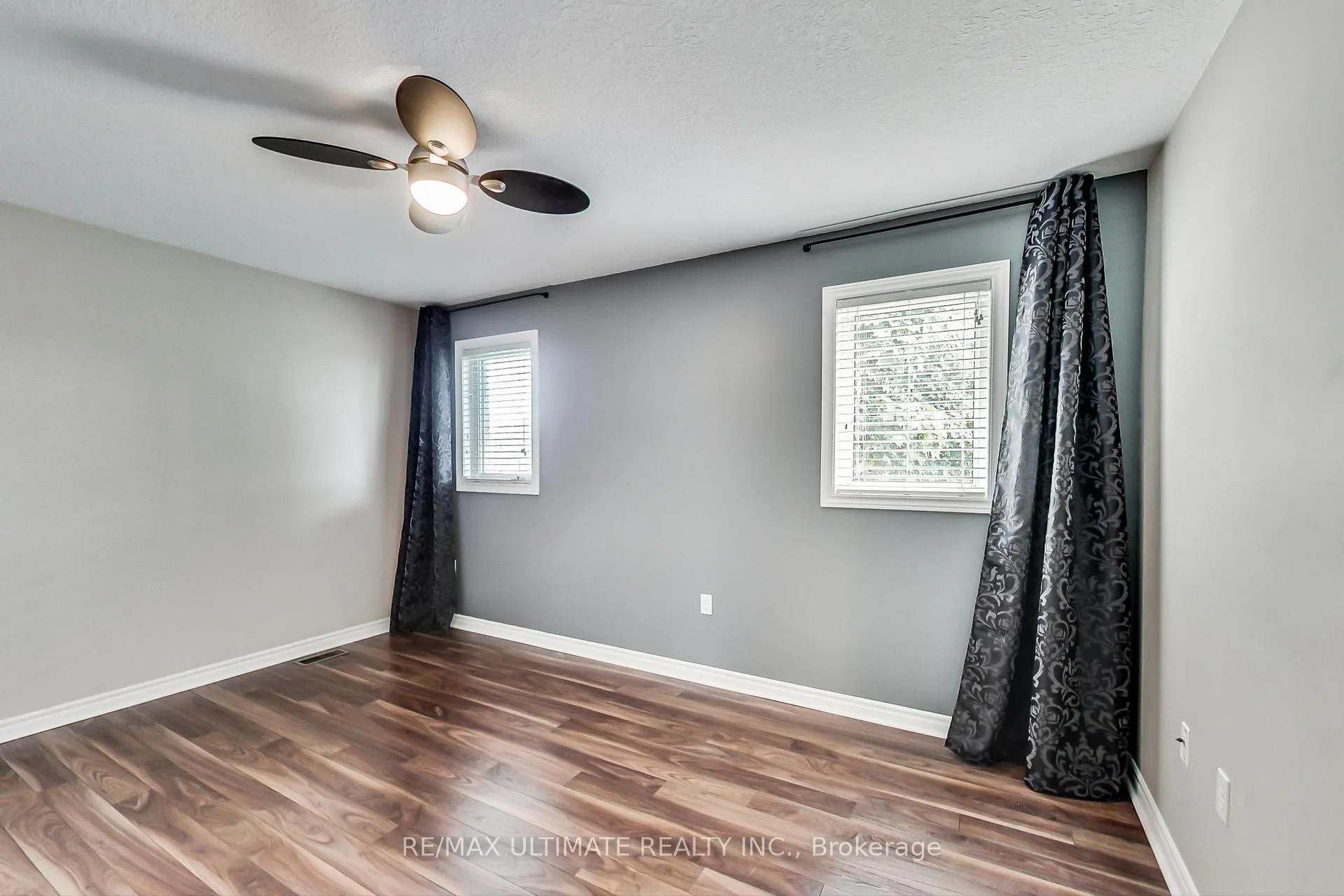 Photo 12 of Unit Main, 209 Dunsmore Lane, Barrie, Georgian Drive — HOMEH