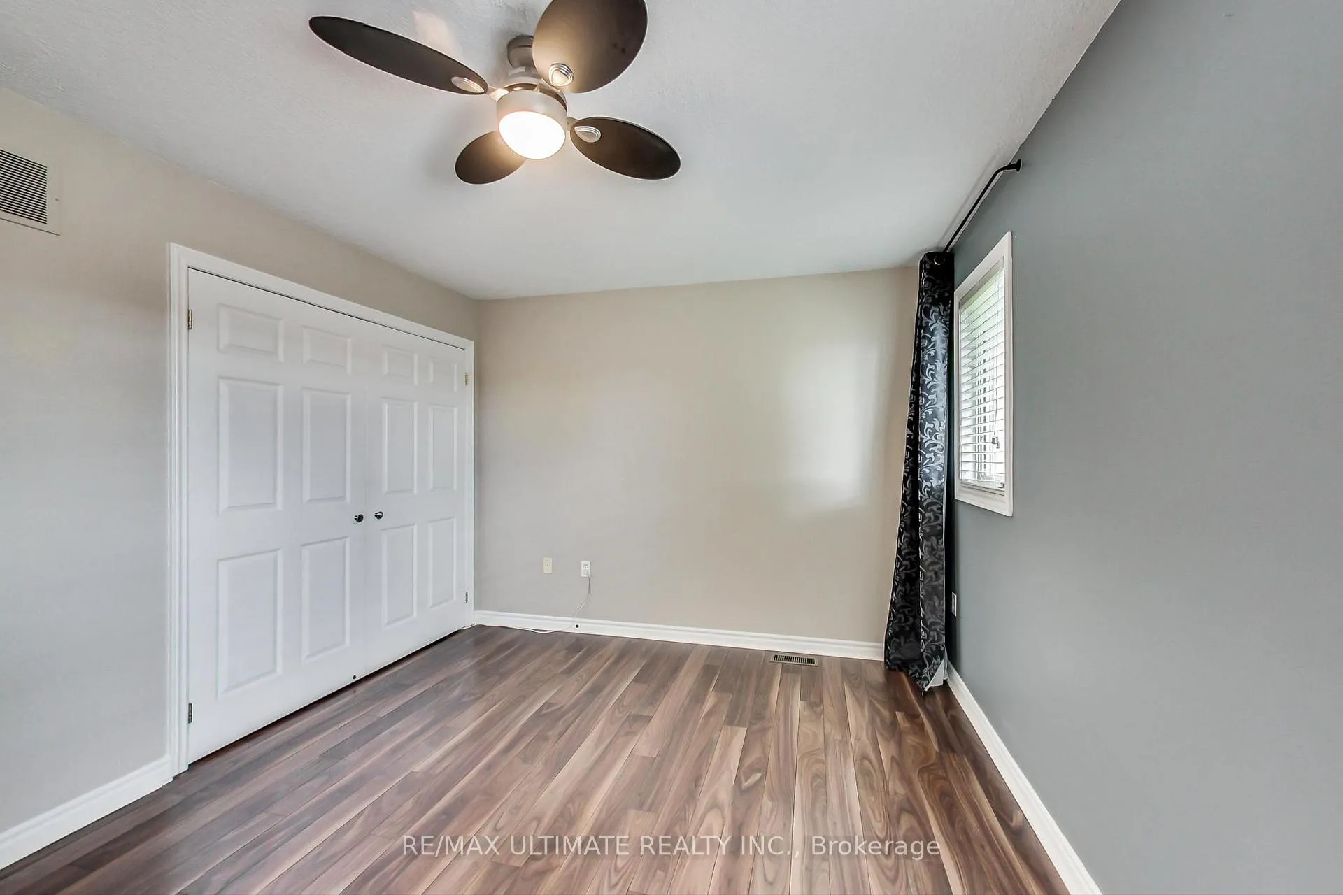 Photo 13 of Unit Main, 209 Dunsmore Lane, Barrie, Georgian Drive — HOMEH